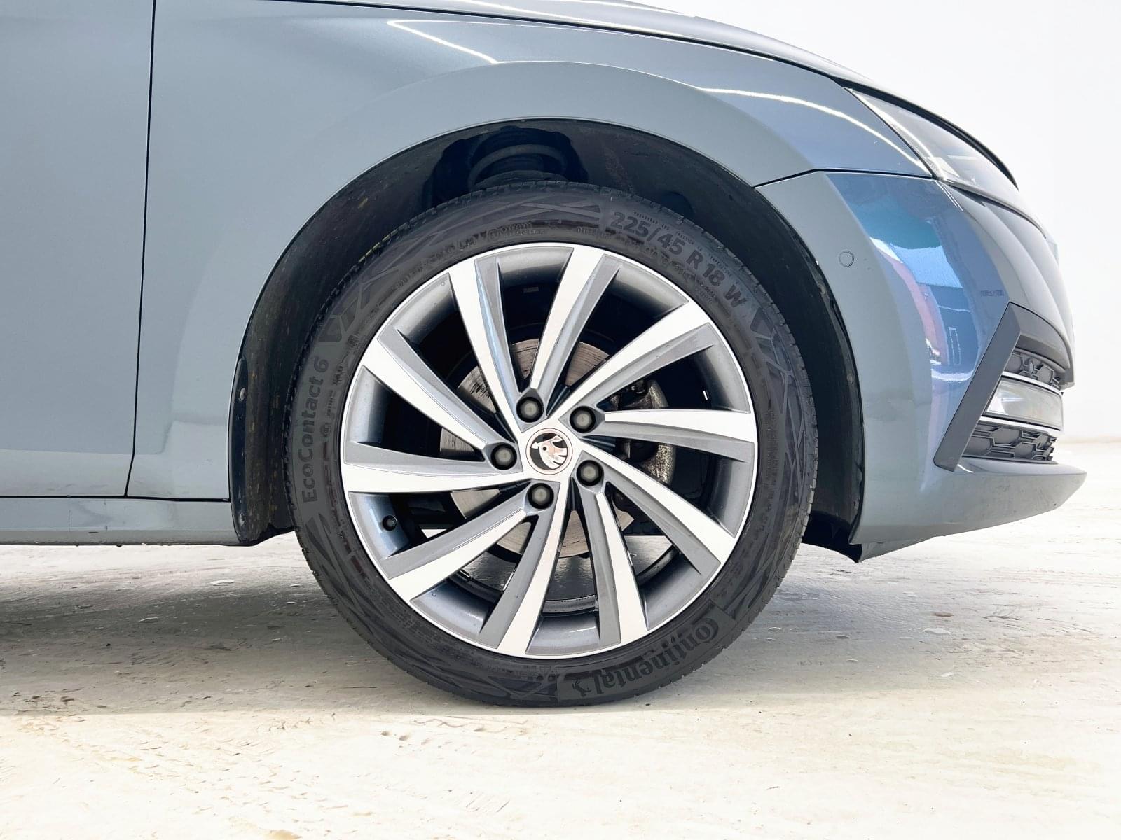 SKODA OCTAVIA COMBI 2.0 TDI 150CV  STYLE 20 