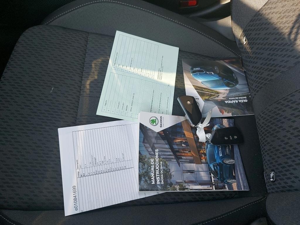 SKODA OCTAVIA COMBI 2.0 TDI 150CV  STYLE 10 