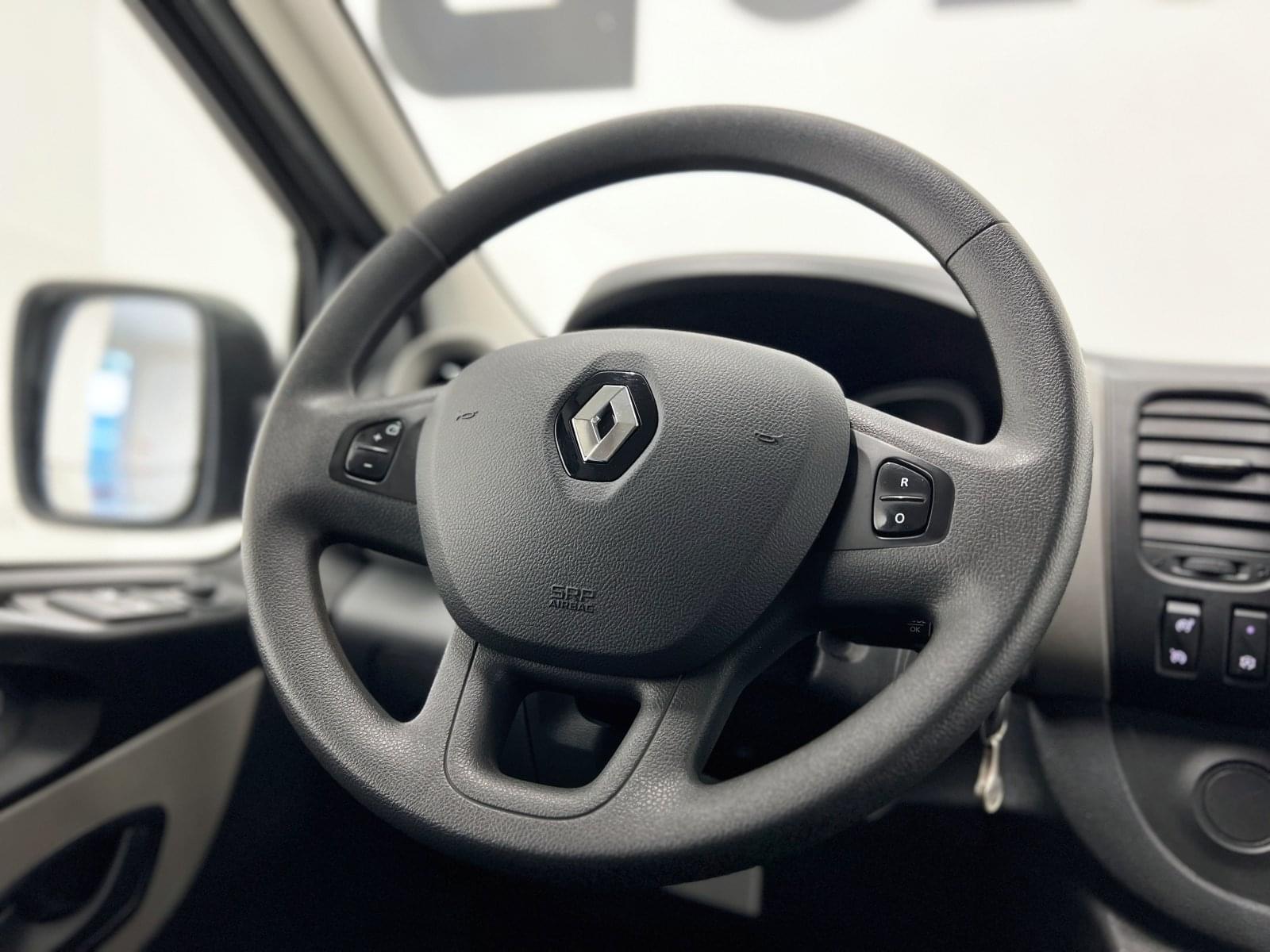 RENAULT TRAFIC 1.6DCI 120CV 27 