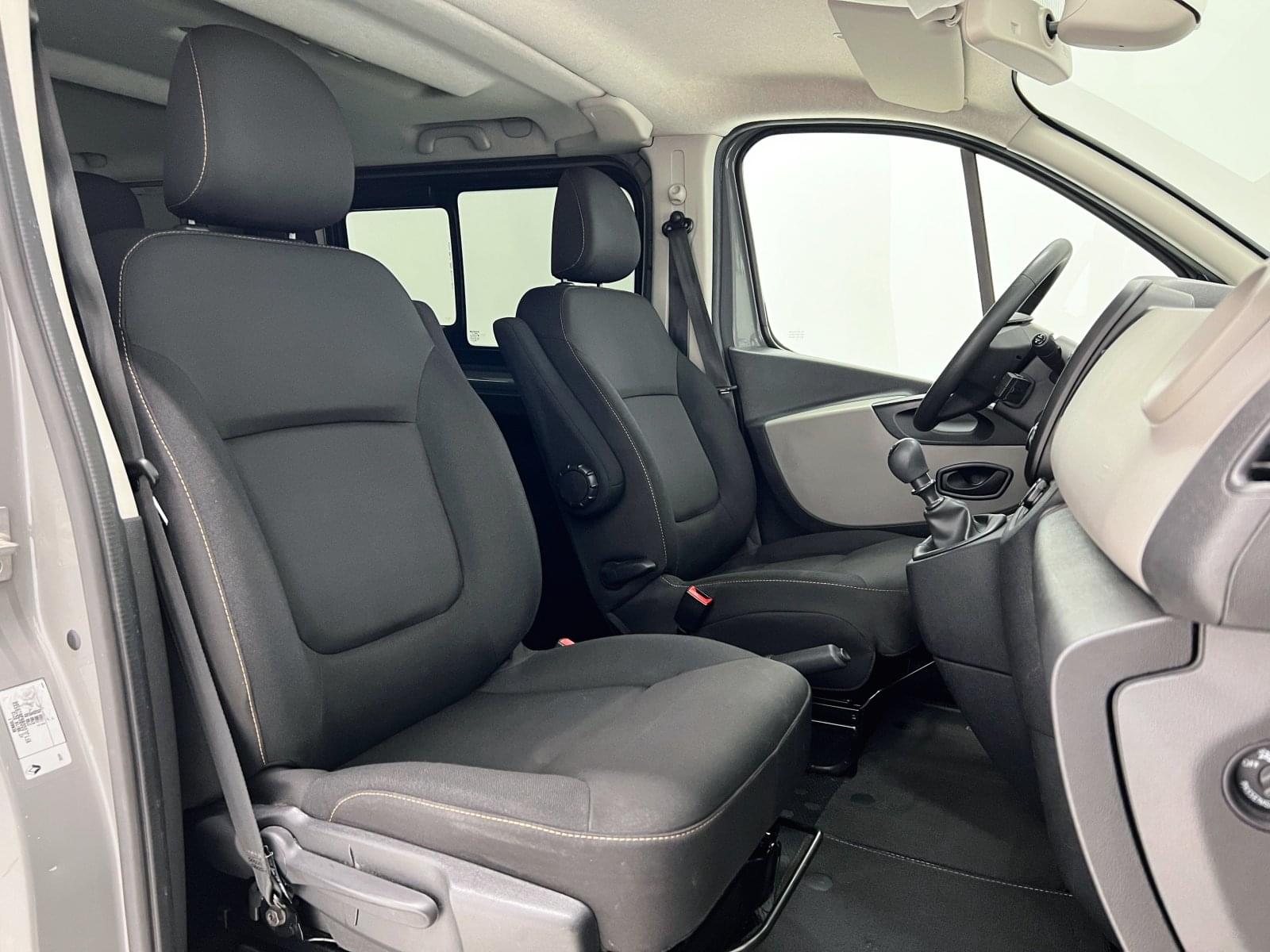 RENAULT TRAFIC 1.6DCI 120CV 38 
