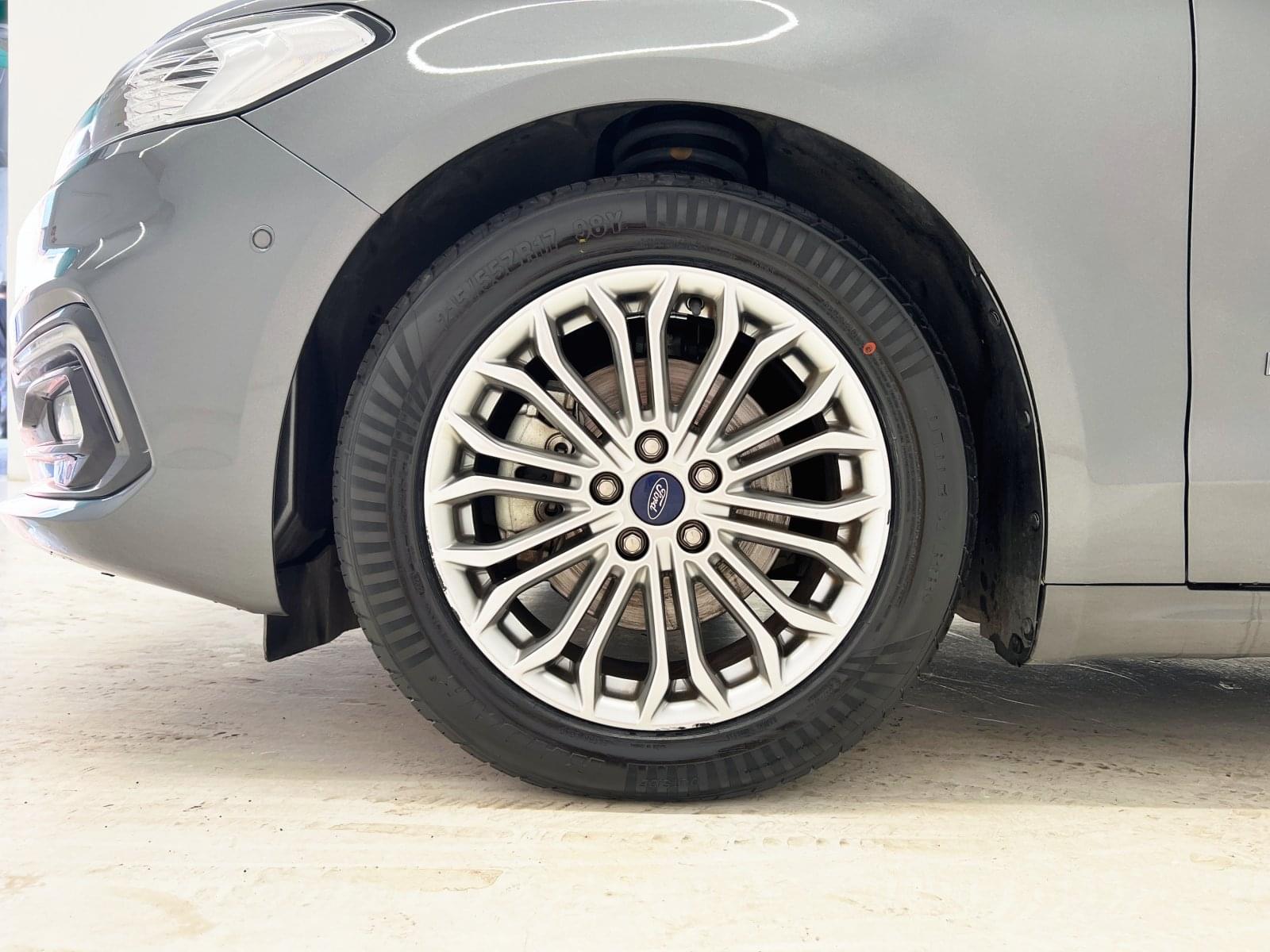 FORD MONDEO HYBRID TITANIUM 2.0  185CV 21 