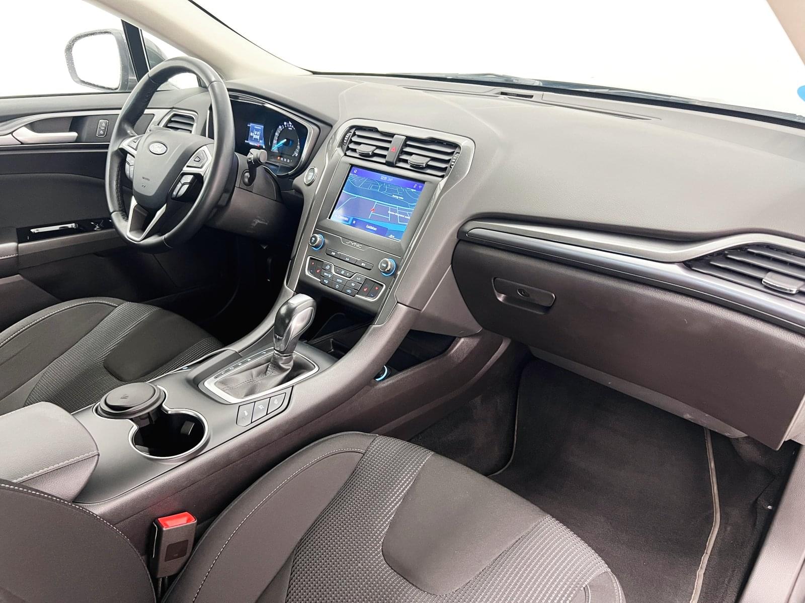 FORD MONDEO HYBRID TITANIUM 2.0  185CV 38 