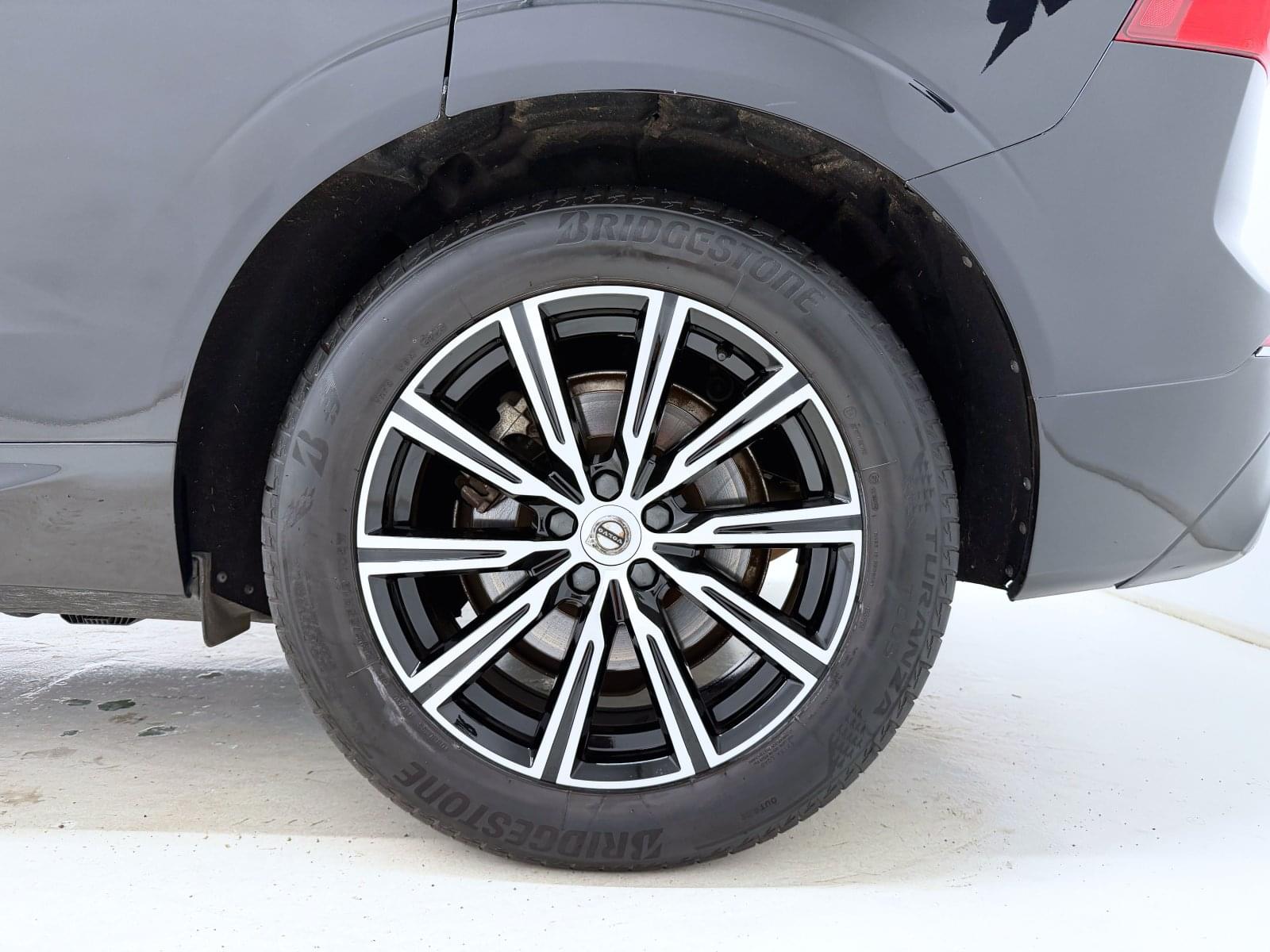 VOLVO XC60 2.0 T5 INSCRIPTION AUTO  250CV 23 