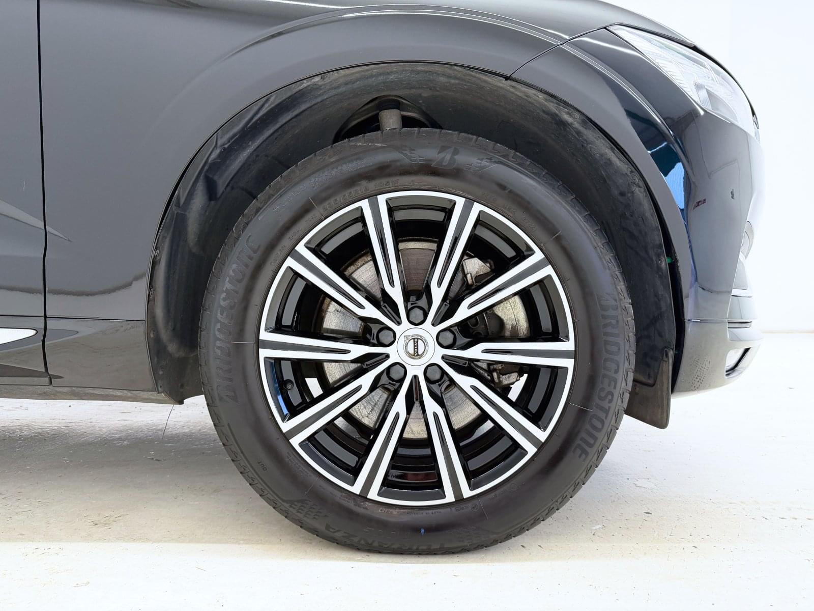 VOLVO XC60 2.0 T5 INSCRIPTION AUTO  250CV 21 