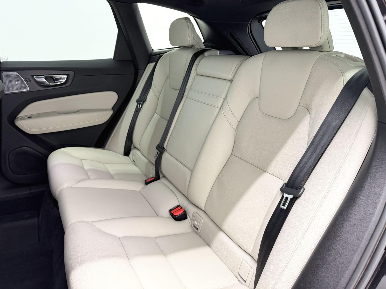 VOLVO XC60 2.0 T5 INSCRIPTION AUTO  250CV 45 