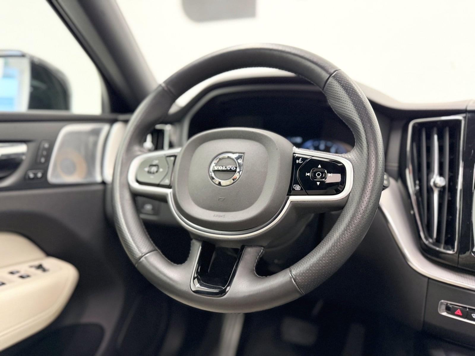 VOLVO XC60 2.0 T5 INSCRIPTION AUTO  250CV 30 