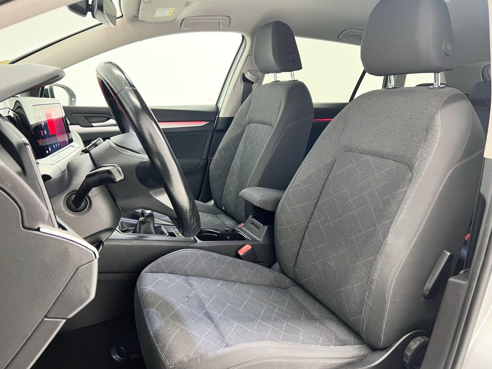VOLKSWAGEN GOLF VARIANT LIFE 2.0 TDI 115 CV 18 