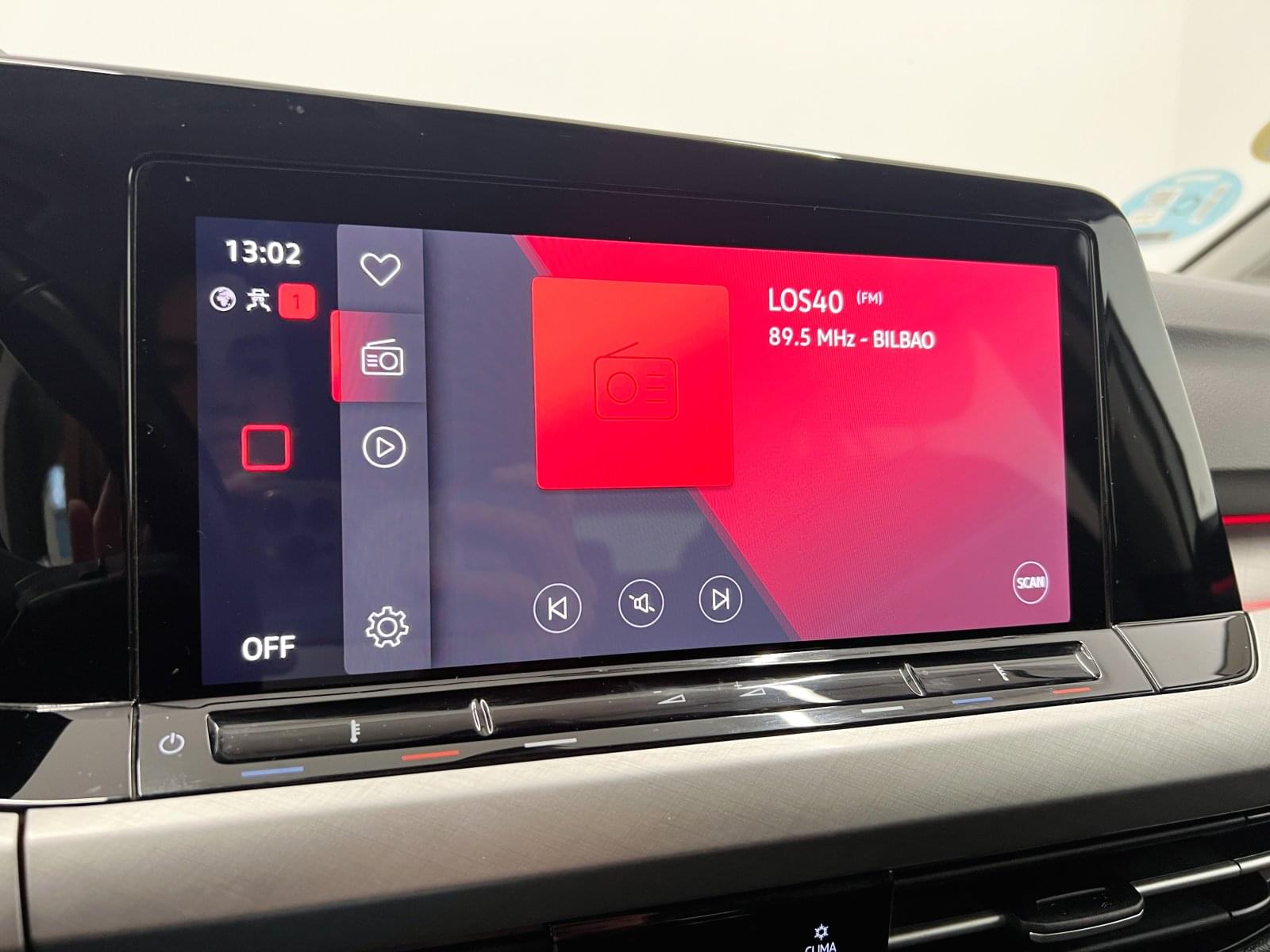 VOLKSWAGEN GOLF VARIANT LIFE 2.0 TDI 115 CV 26 