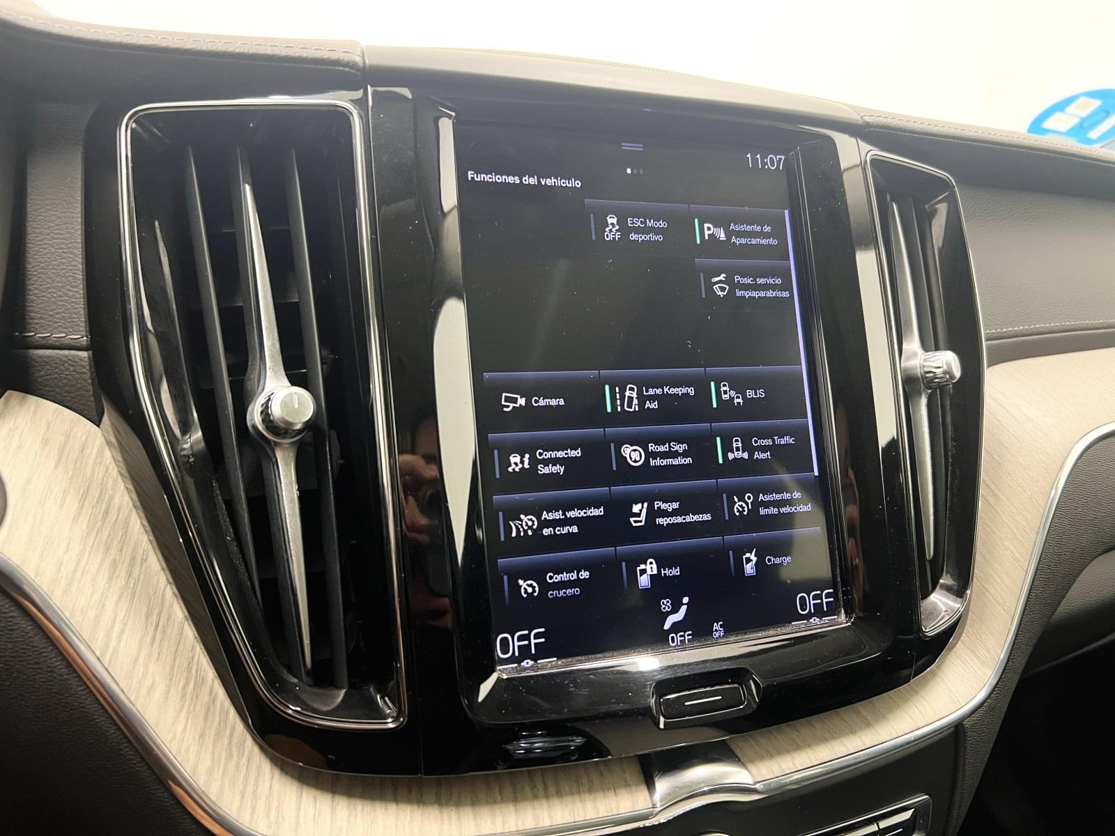 VOLVO XC60 2.0 T6 AWD RECHARGE INSCRIP. AUTO 340CV 37 