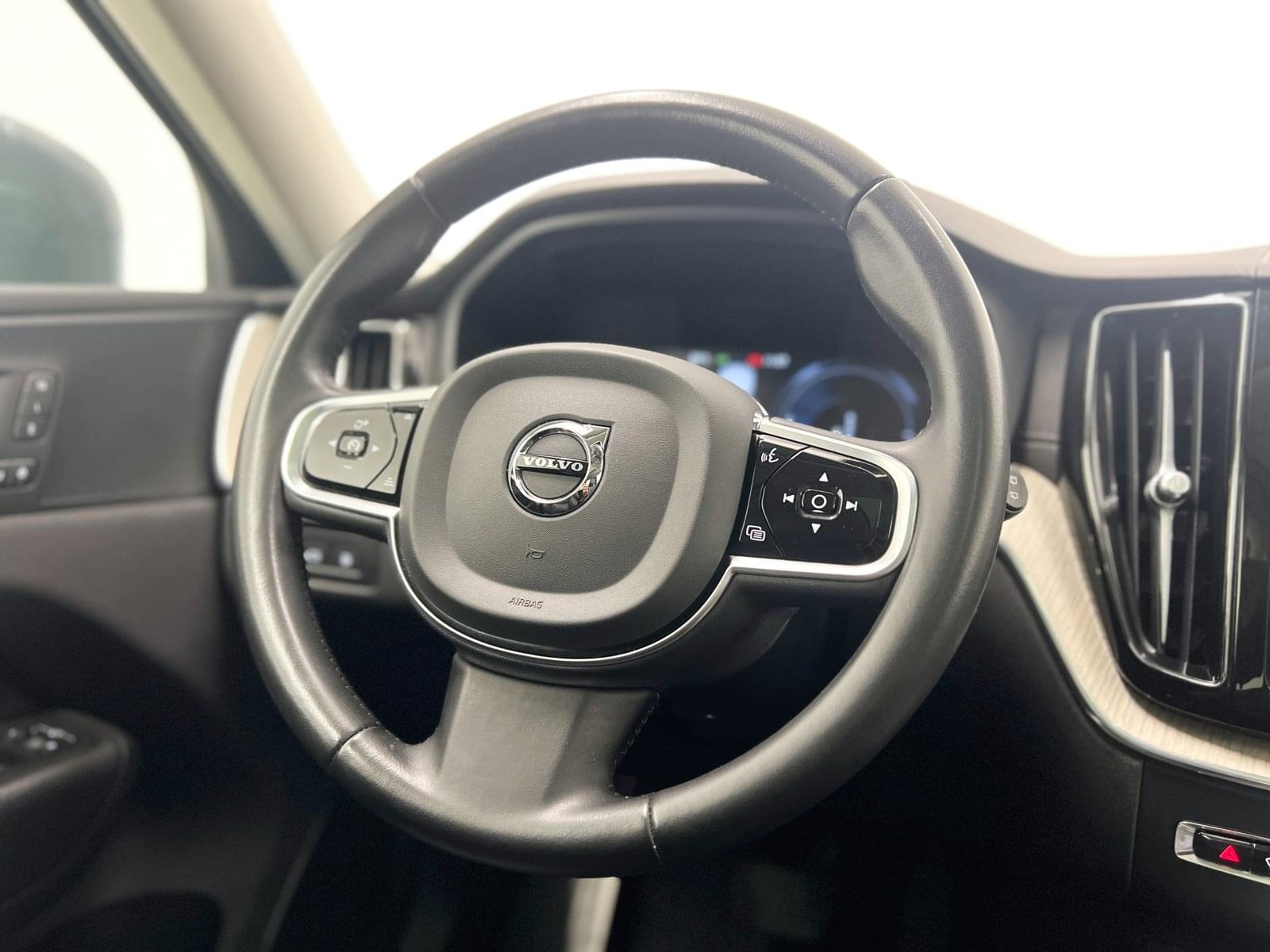 VOLVO XC60 2.0 T6 AWD RECHARGE INSCRIP. AUTO 340CV 31 
