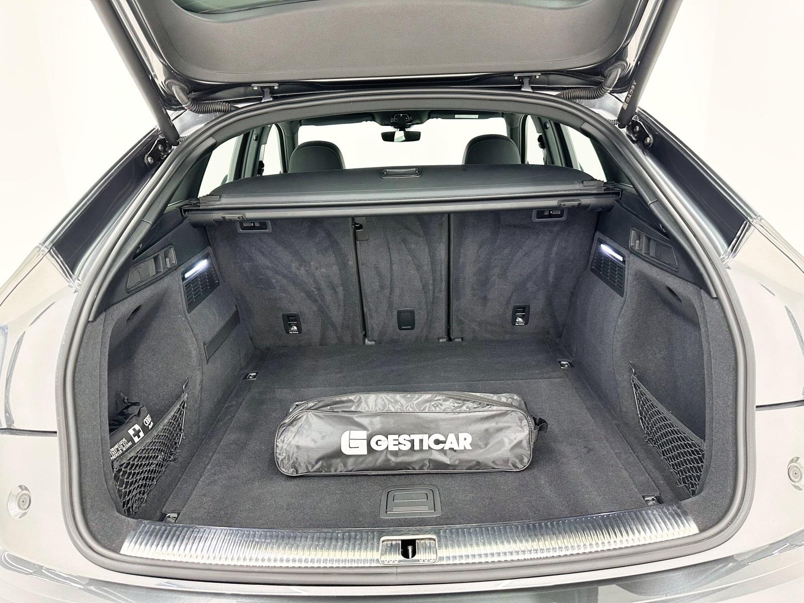 AUDI Q5 SPORTBACK 35 TDI SLINE 12 