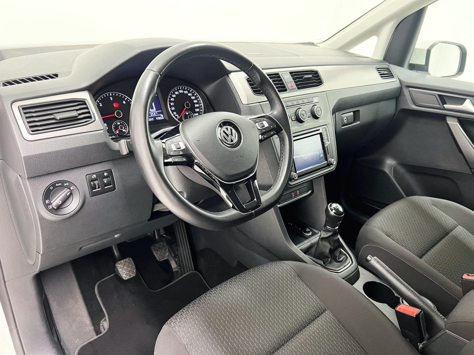 VOLKSWAGEN CADDY Maxi Trendline 2.0 TDI 102cv  7 plazas 24 