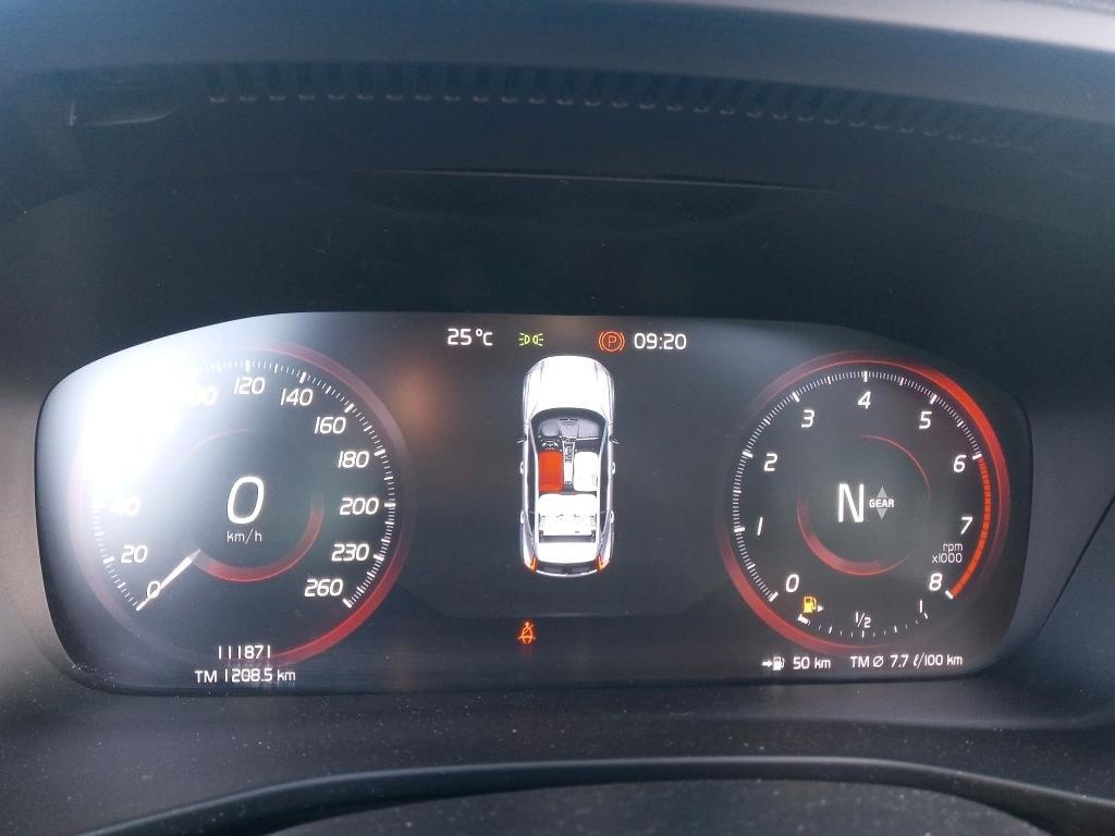 VOLVO XC40 R DESIGN 2WD 1.5 T3 155CV MT6 6 