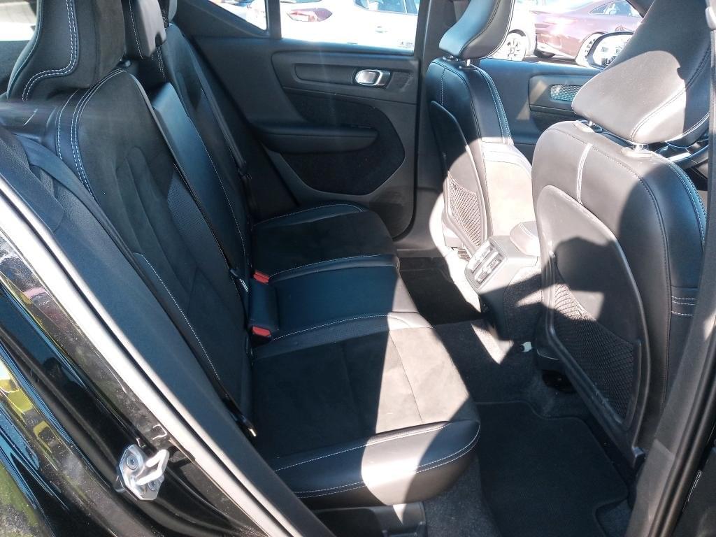 VOLVO XC40 R DESIGN 2WD 1.5 T3 155CV MT6 11 