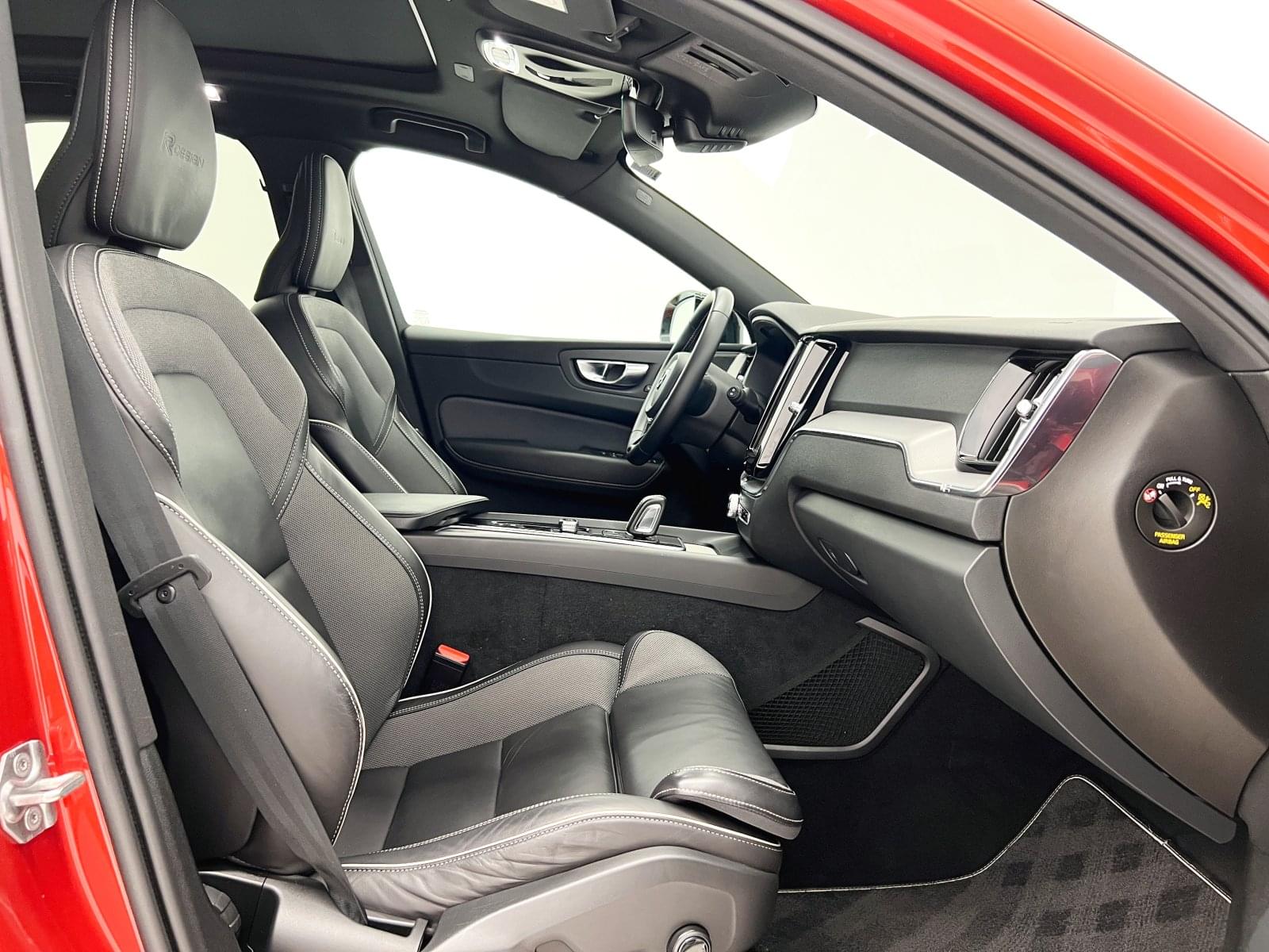 VOLVO XC60 R DESIGN AWD 2.0 B4 197CV 40 