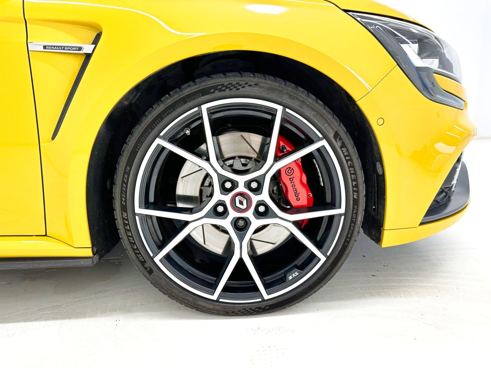 RENAULT MéGANE RS TROPHY 300CV 17 