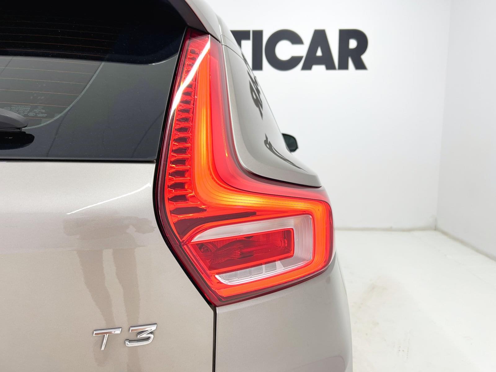 VOLVO XC40 BUSINESS PLUS 1.5 T3 165CV AT8 18 