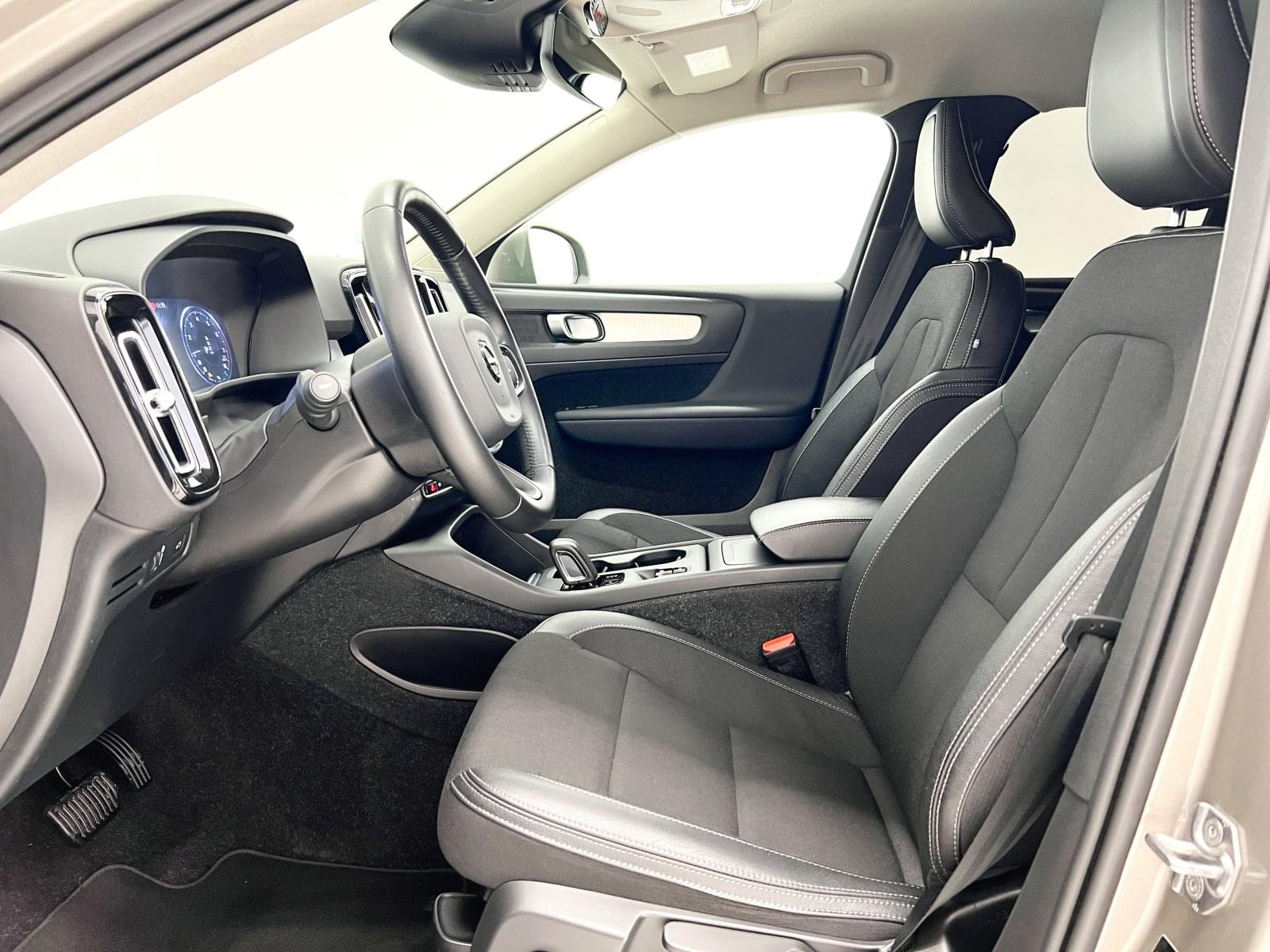 VOLVO XC40 BUSINESS PLUS 1.5 T3 165CV AT8 25 