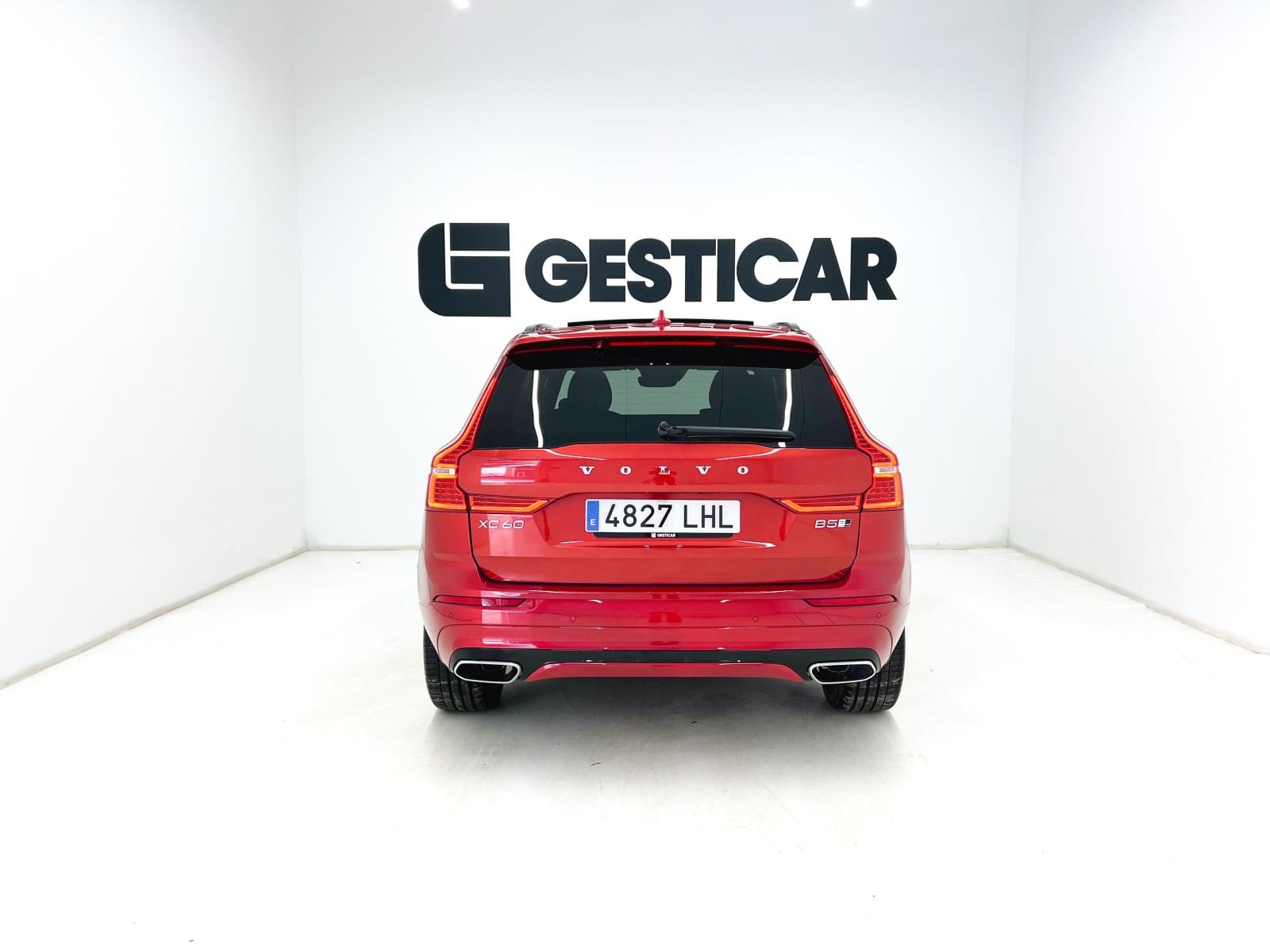VOLVO XC60 R DESIGN AWD 2.0 B5 G 250CV AT8 13 