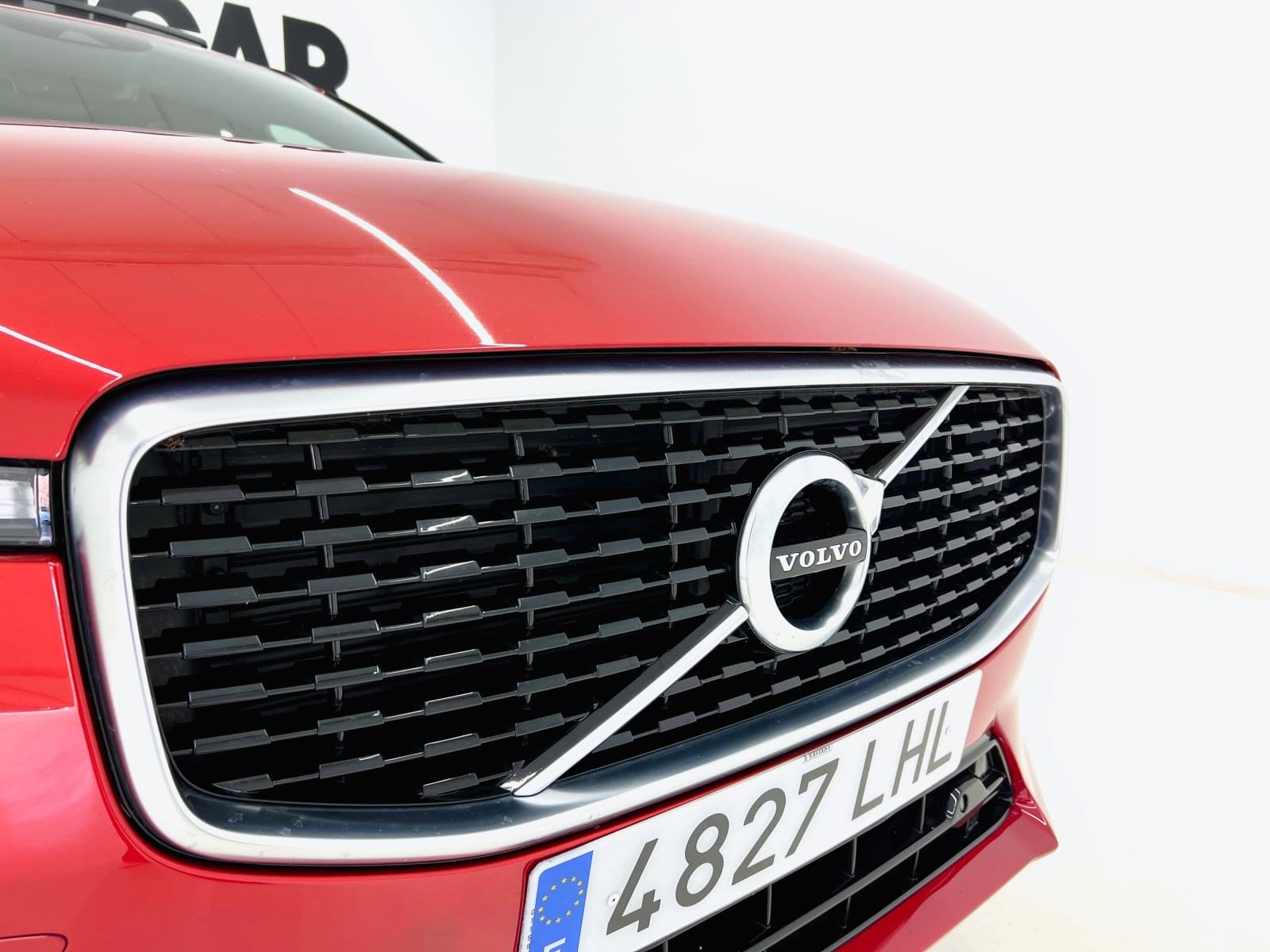 VOLVO XC60 R DESIGN AWD 2.0 B5 G 250CV AT8 5 