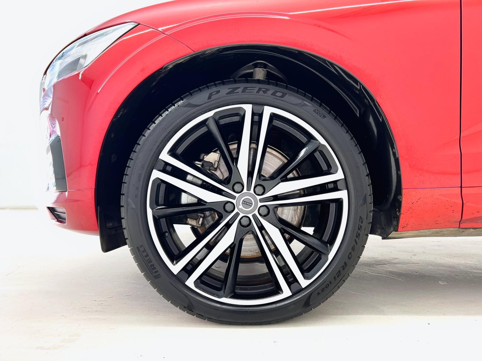 VOLVO XC60 R DESIGN AWD 2.0 B5 G 250CV AT8 22 