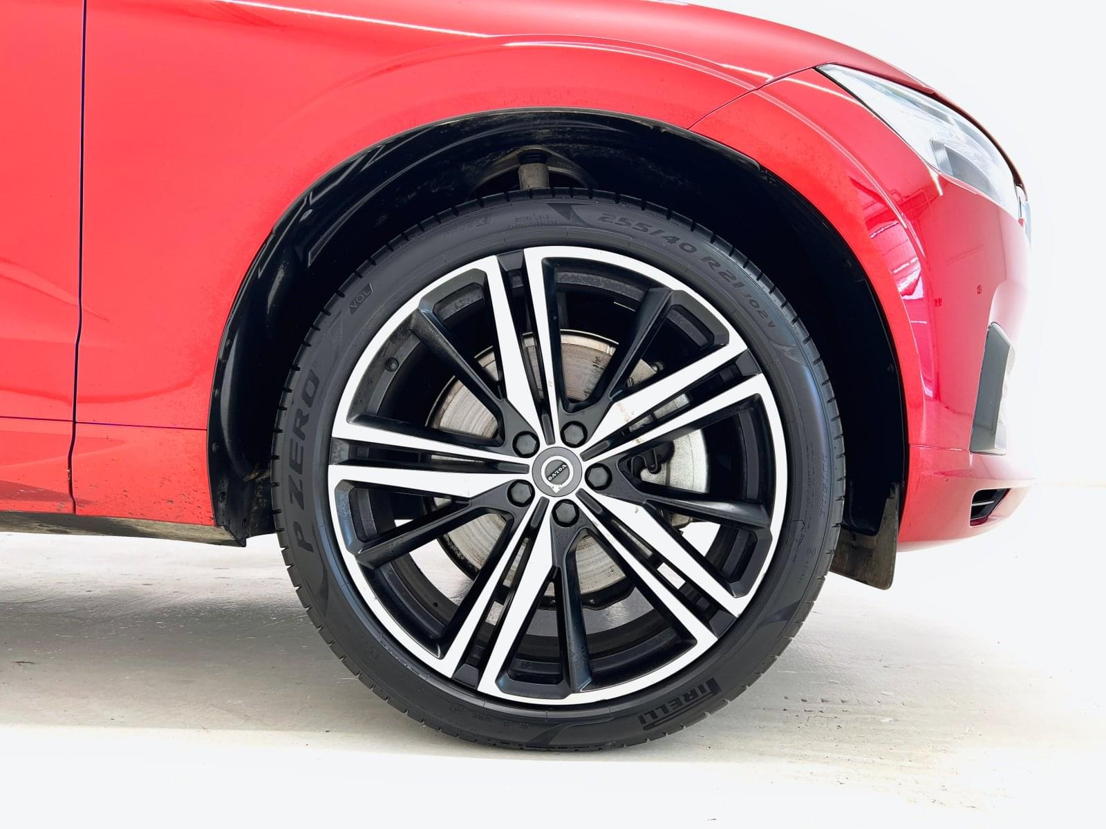 VOLVO XC60 R DESIGN AWD 2.0 B5 G 250CV AT8 21 