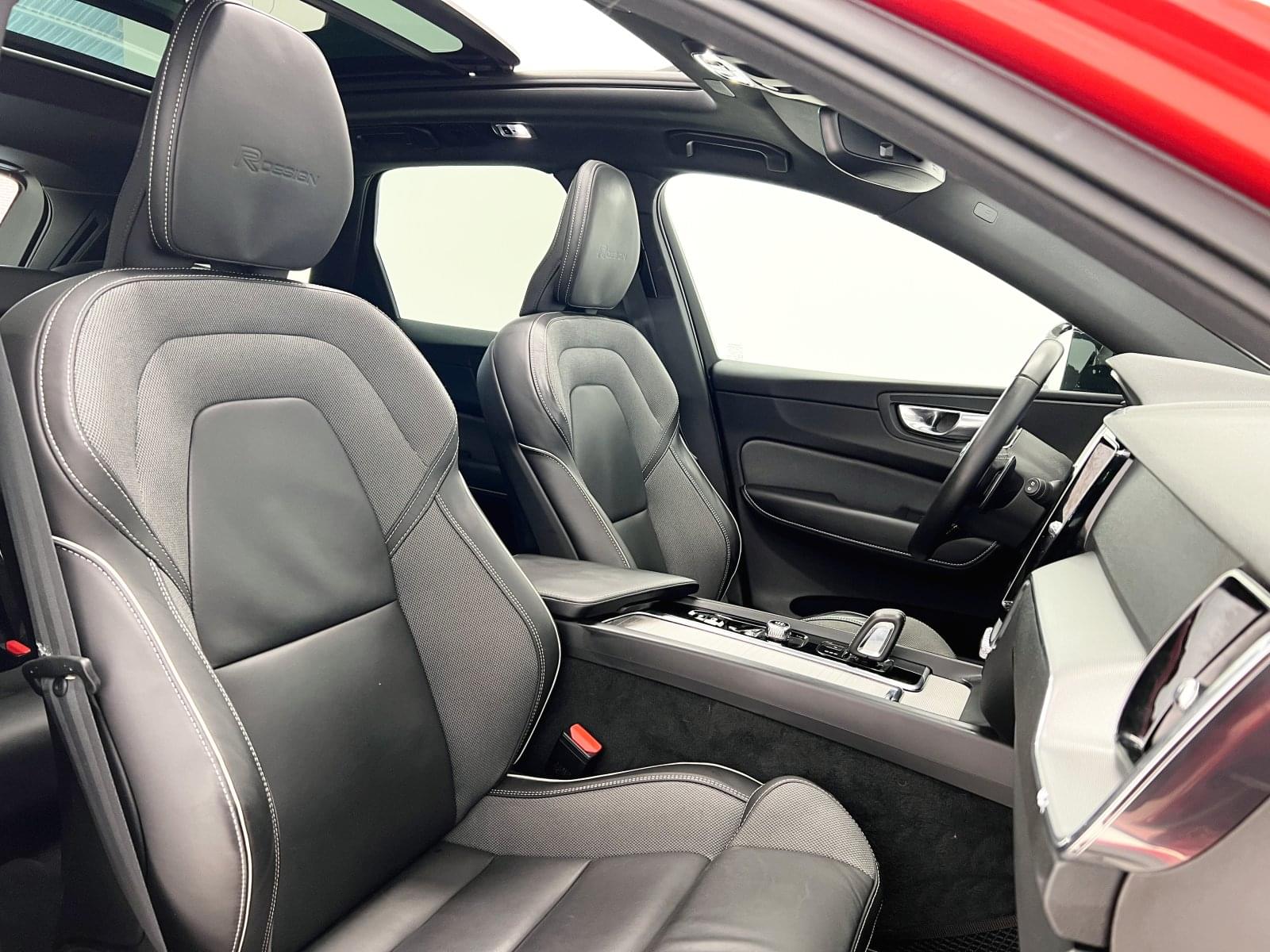 VOLVO XC60 R DESIGN AWD 2.0 B5 G 250CV AT8 41 