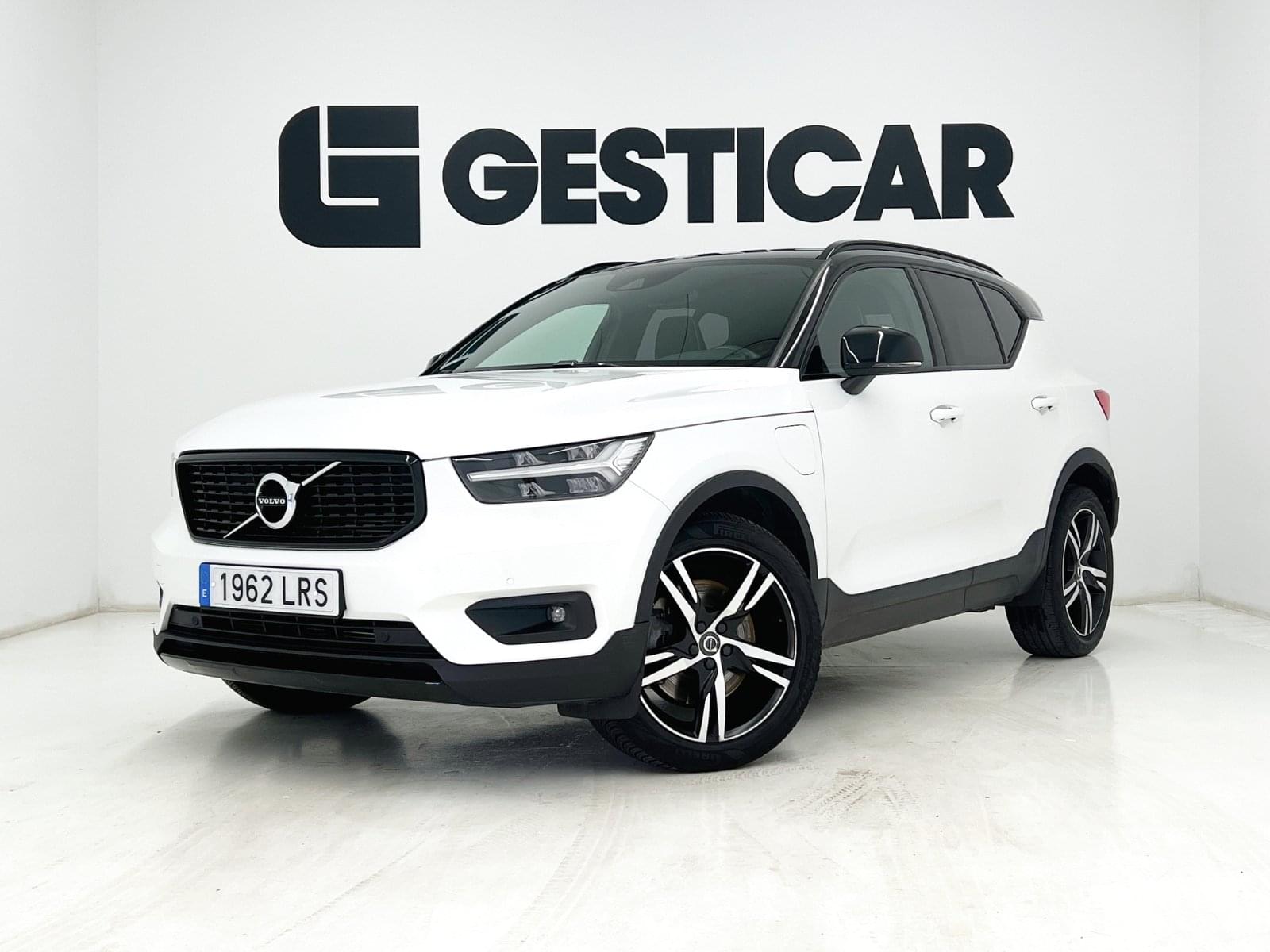 VOLVO XC40 T5 TWIN RECHARGE R-DESIGN AUTO 1 
