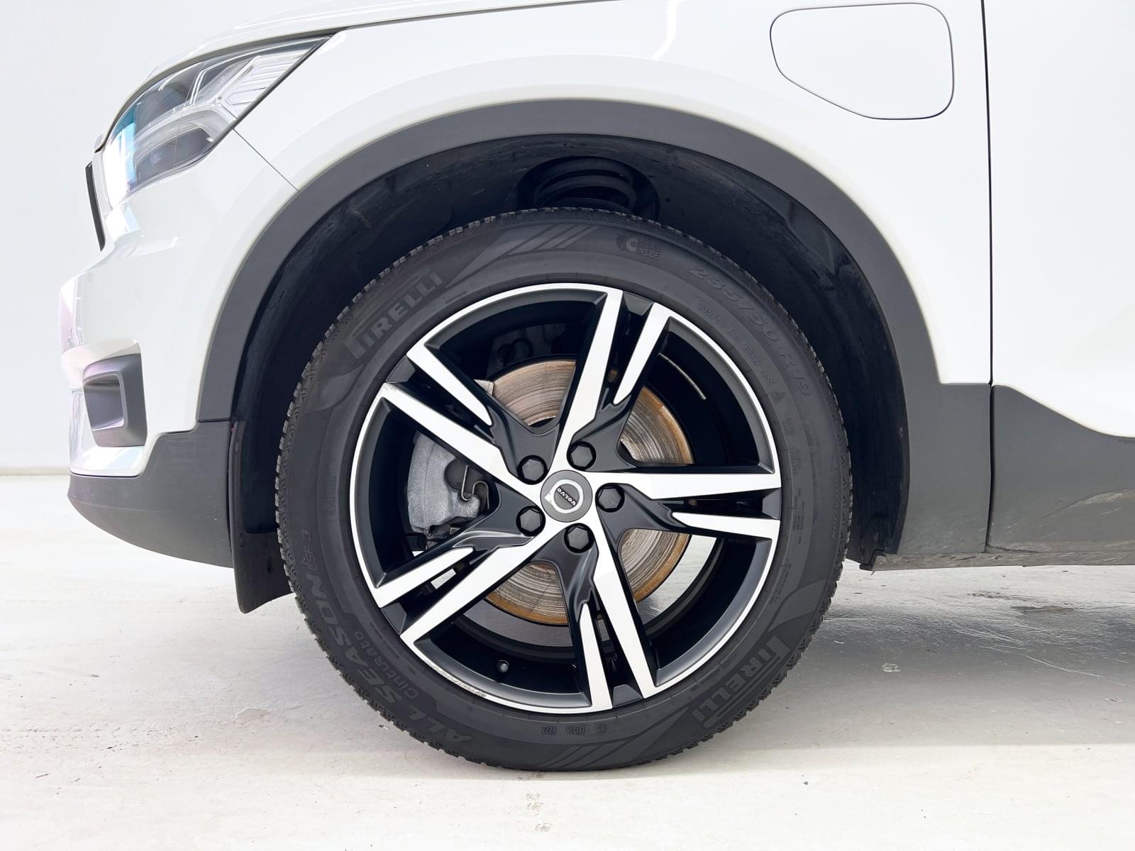 VOLVO XC40 T5 TWIN RECHARGE R-DESIGN AUTO 21 