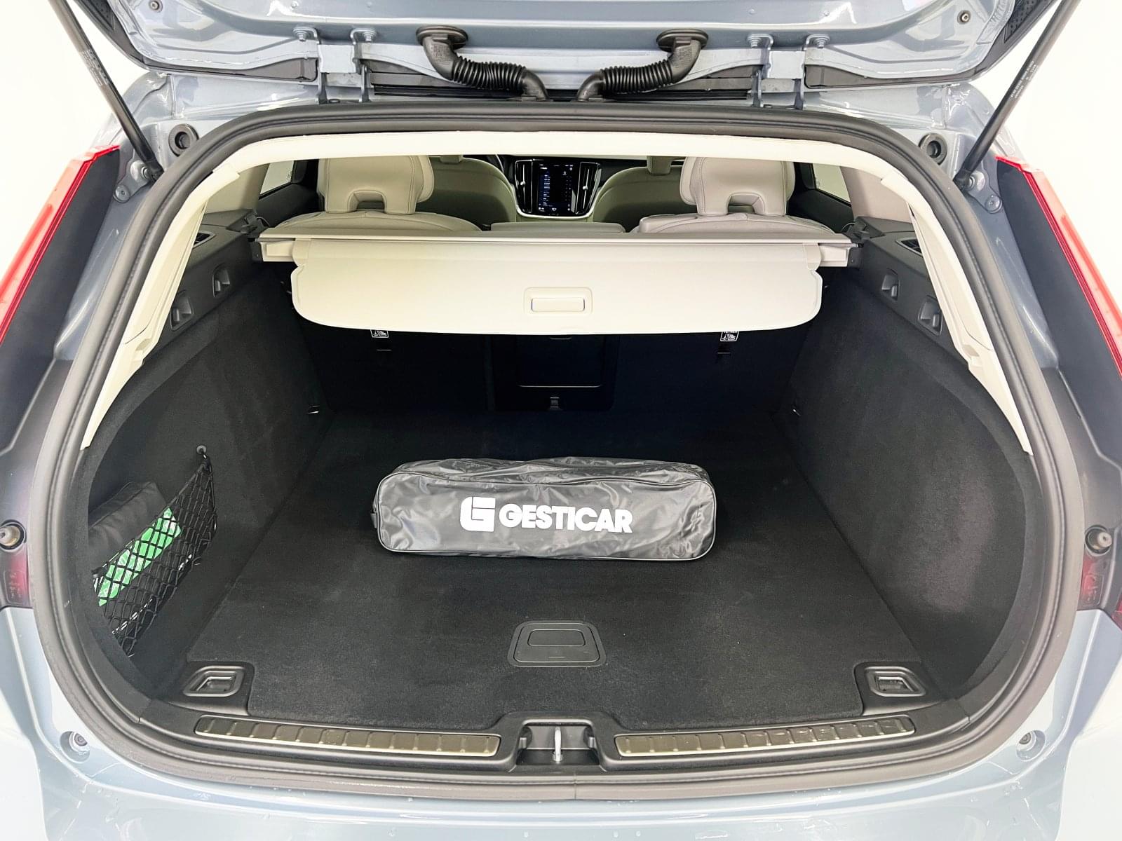 VOLVO V60 2.0 B4 (D)  ESSENTIAL AUTO 197cv 14 