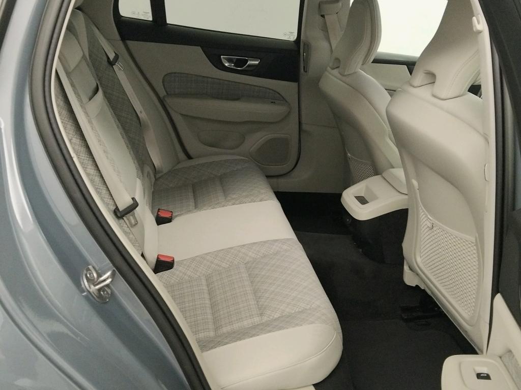 VOLVO V60 2.0 B4 (D)  ESSENTIAL AUTO 197cv 10 