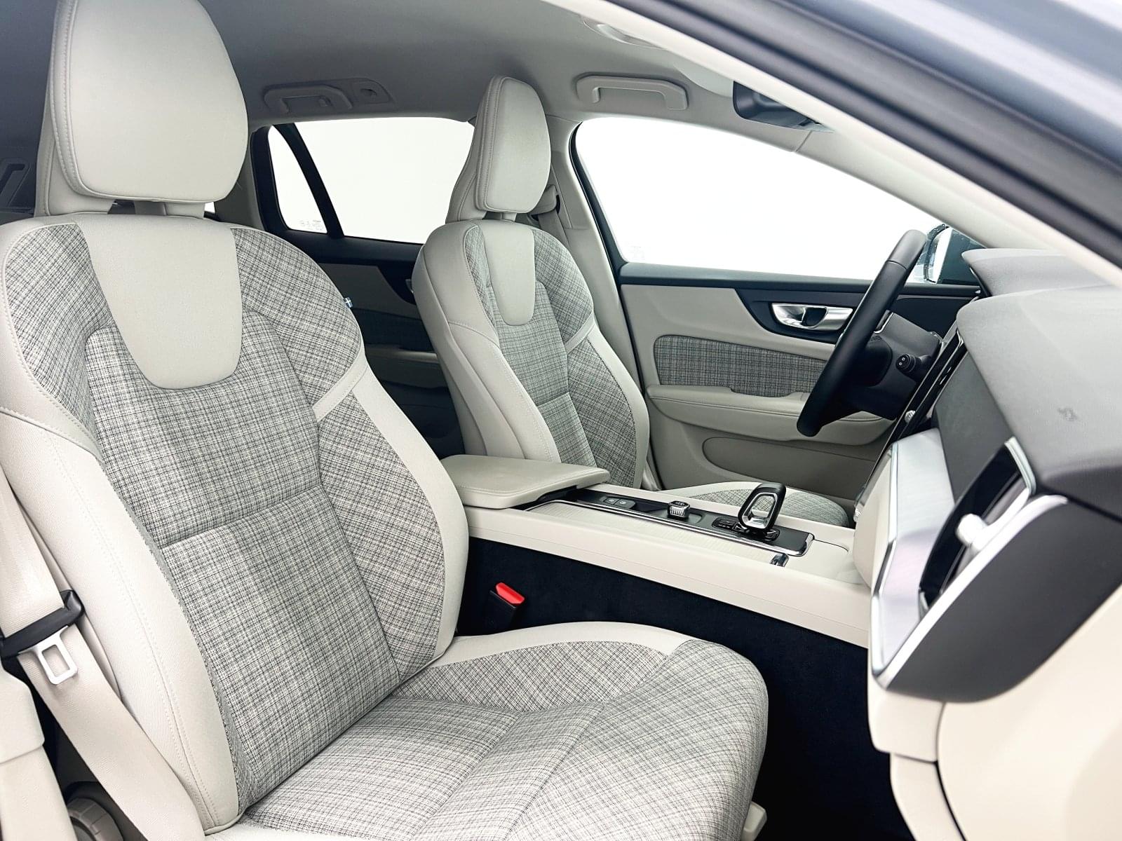 VOLVO V60 2.0 B4 (D)  ESSENTIAL AUTO 197cv 38 