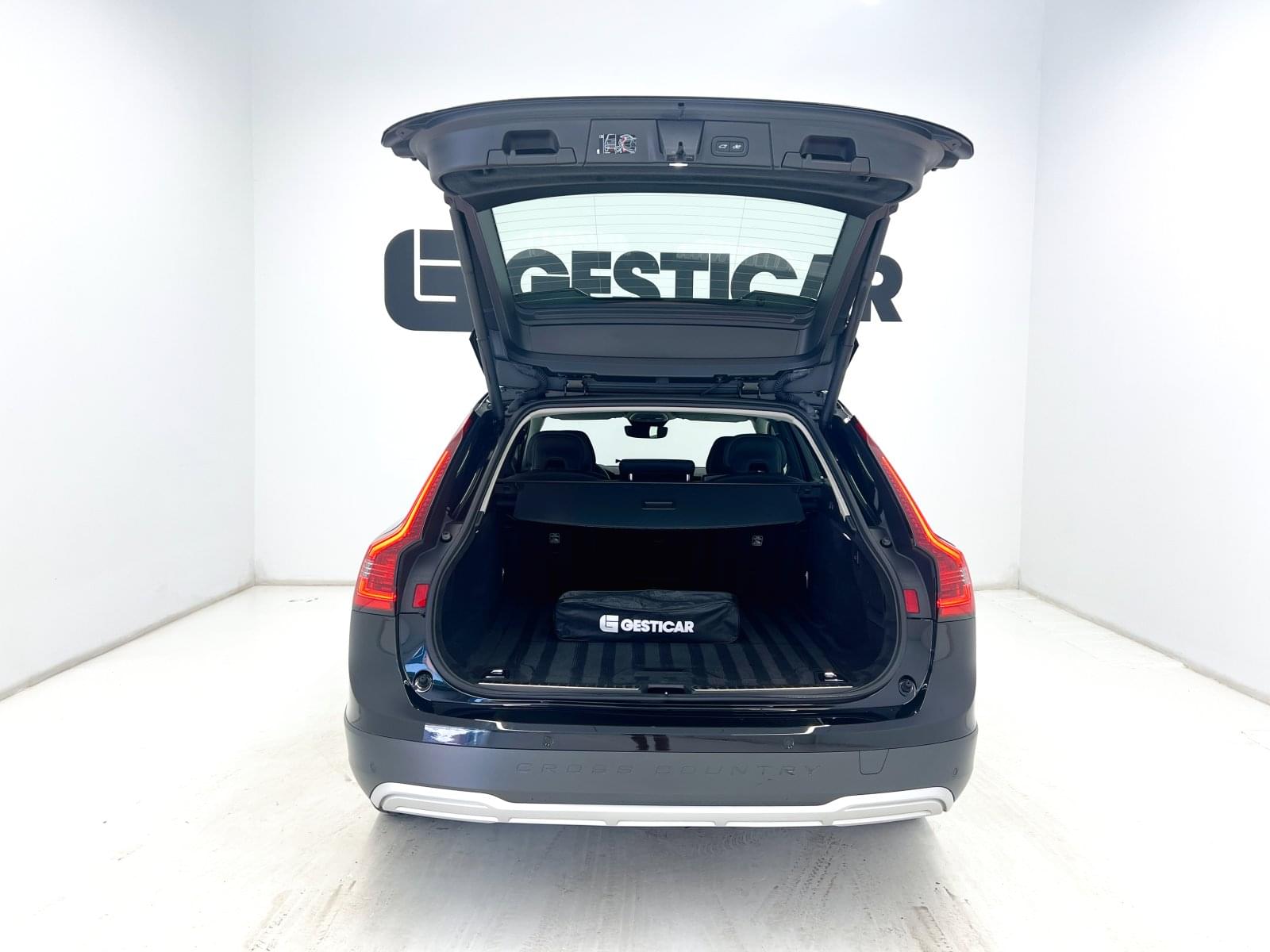 VOLVO V90 CROSS COUNTRY CORE 2.0 B4D 197 CV AUTO 13 