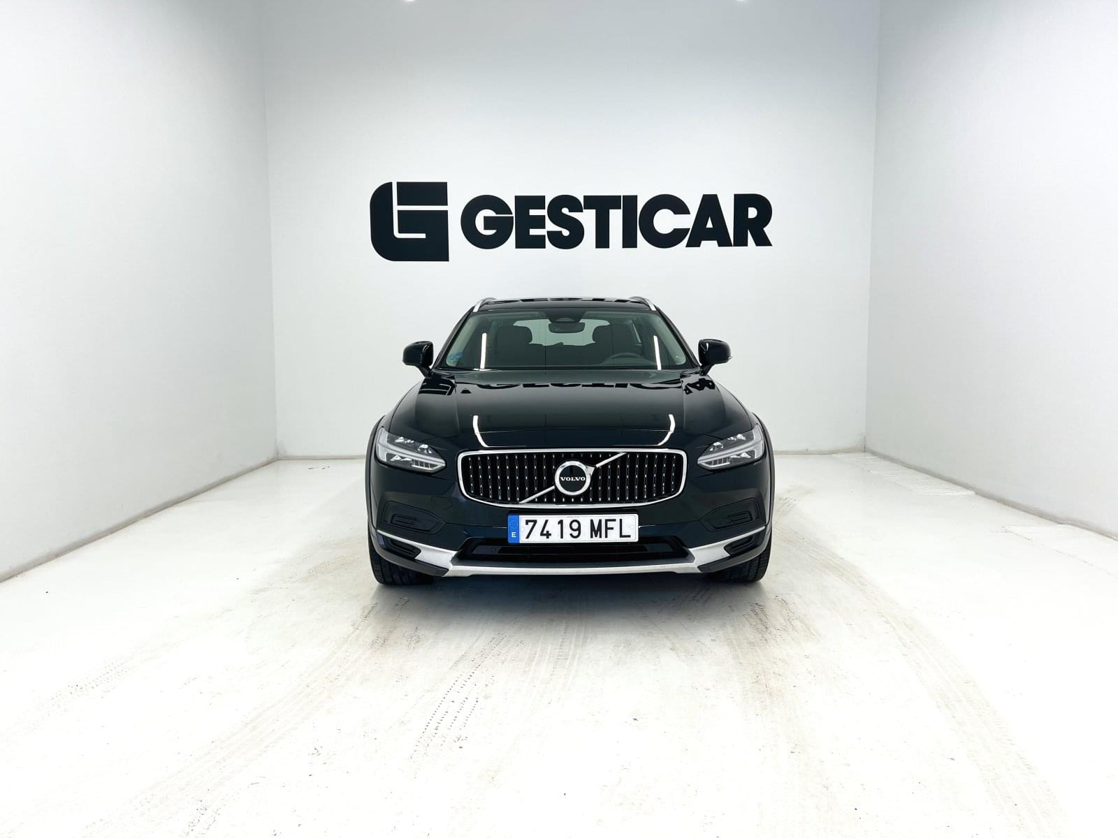 VOLVO V90 CROSS COUNTRY CORE 2.0 B4D 197 CV AUTO 6 