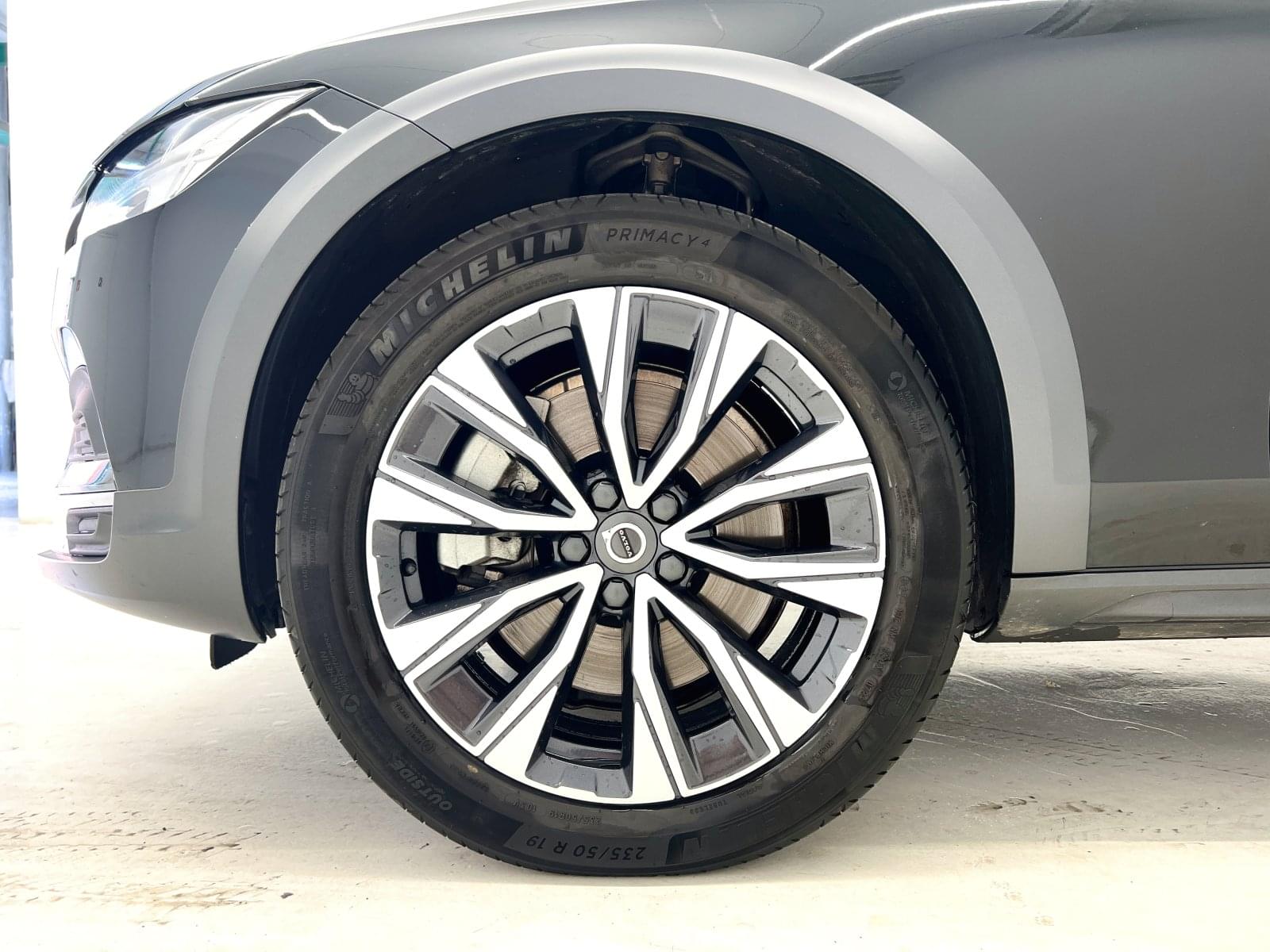VOLVO V90 CROSS COUNTRY CORE 2.0 B4D 197 CV AUTO 21 