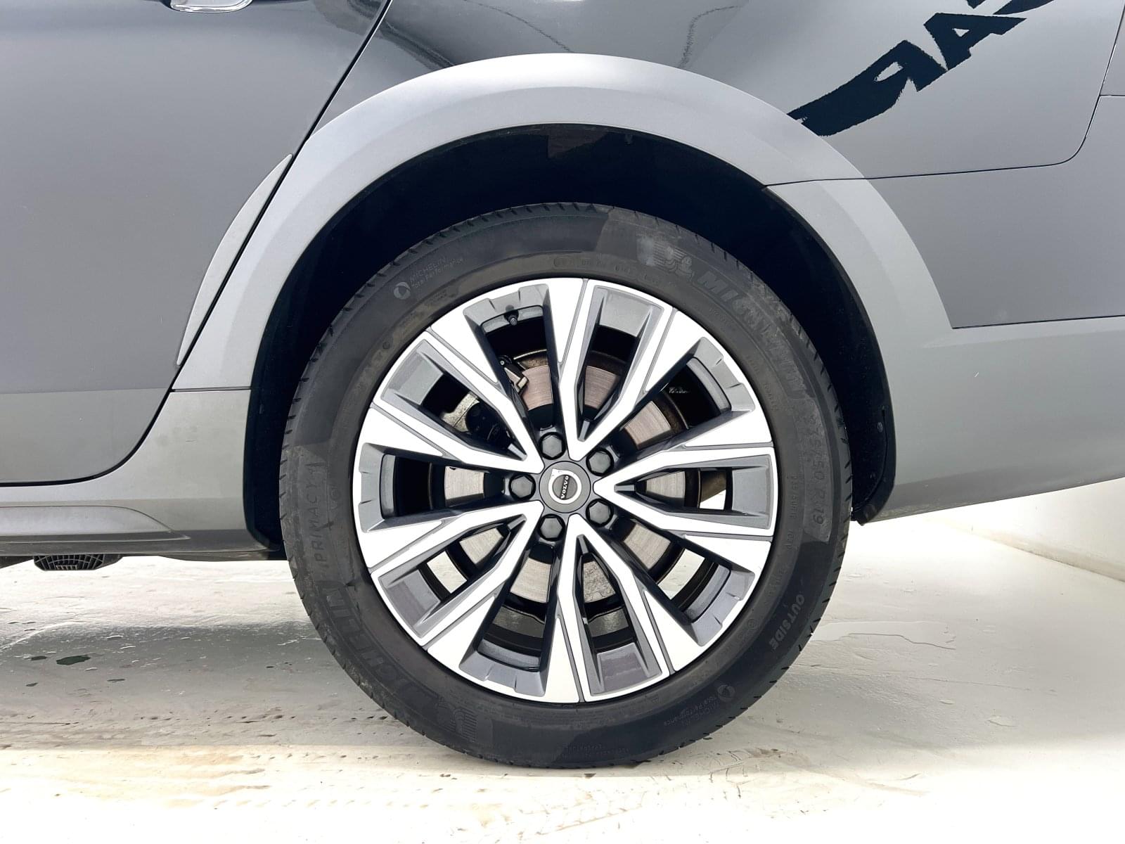 VOLVO V90 CROSS COUNTRY CORE 2.0 B4D 197 CV AUTO 22 