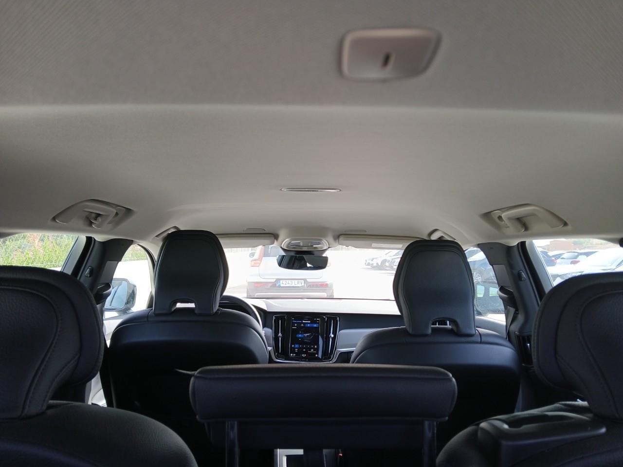 VOLVO V90 CROSS COUNTRY CORE 2.0 B4D 197 CV AUTO 9 