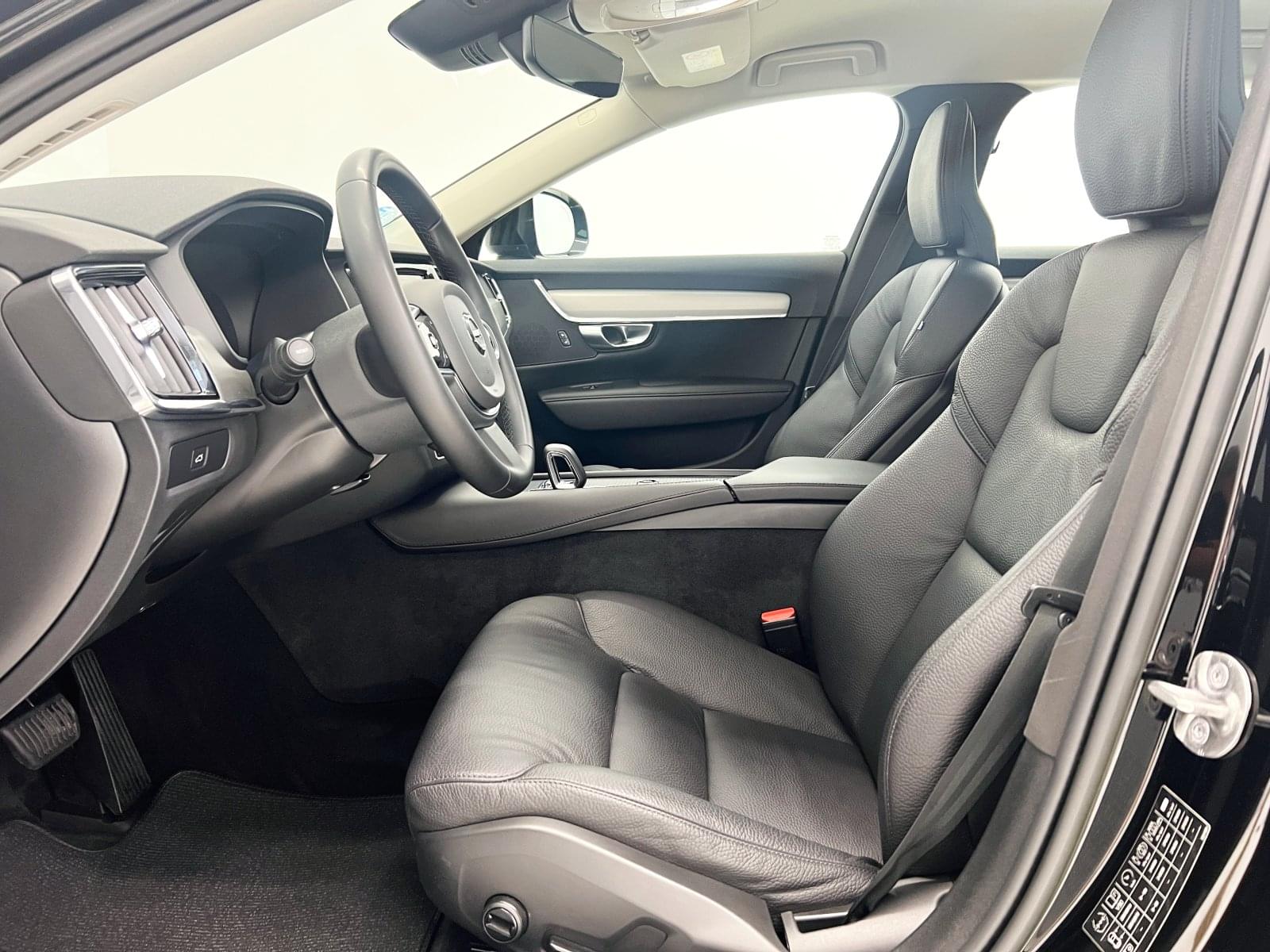 VOLVO V90 CROSS COUNTRY CORE 2.0 B4D 197 CV AUTO 25 