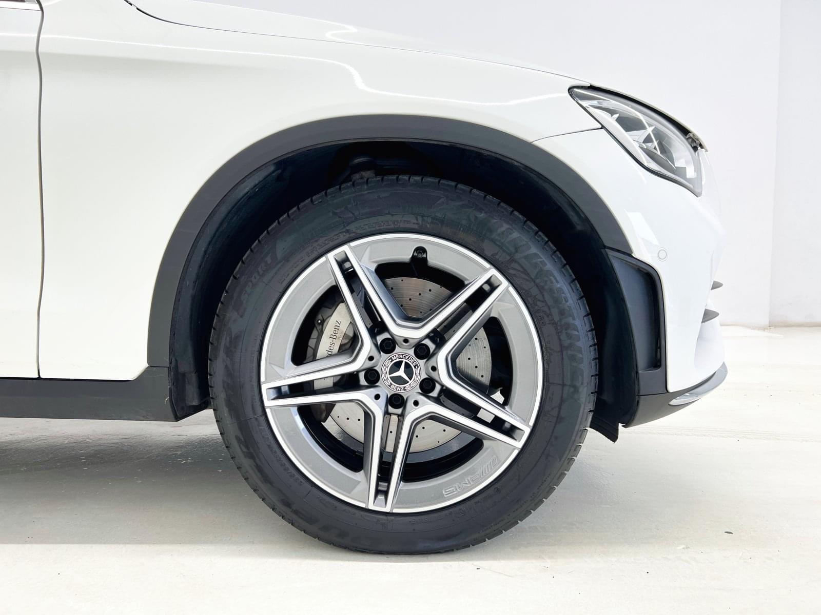 MERCEDES CLASE GLC GLC 200 4 MATIC AMG LINE 210CV  E6dT 22 