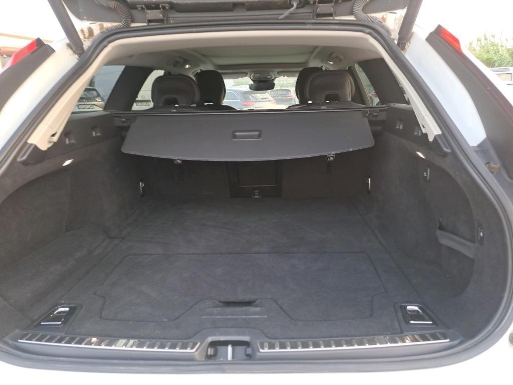 VOLVO V90 CROSS COUNTRY 2.0 B5 D PRO 235CV 4 