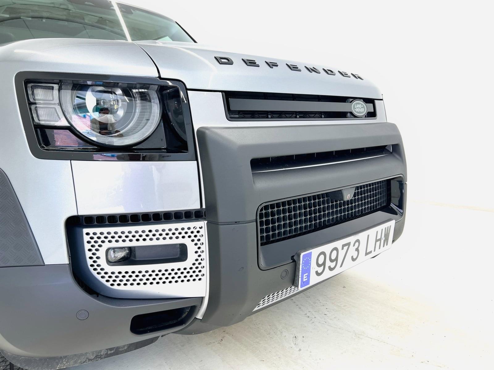 LAND ROVER DEFENDER 2.0 P300 SI4 SE 110 Auto 4WD 300CV 4 