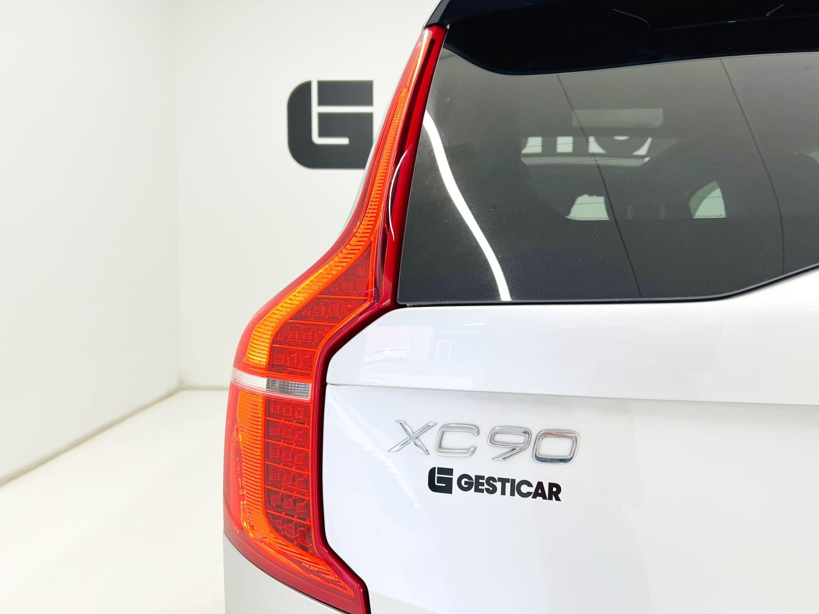 VOLVO XC90 B5 R DESIGN AWD 235CV 12 