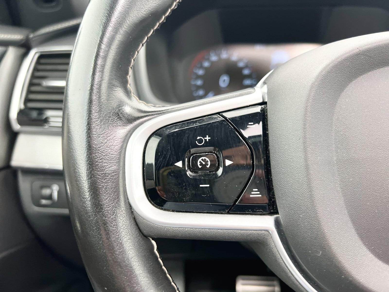 VOLVO XC90 B5 R DESIGN AWD 235CV 32 