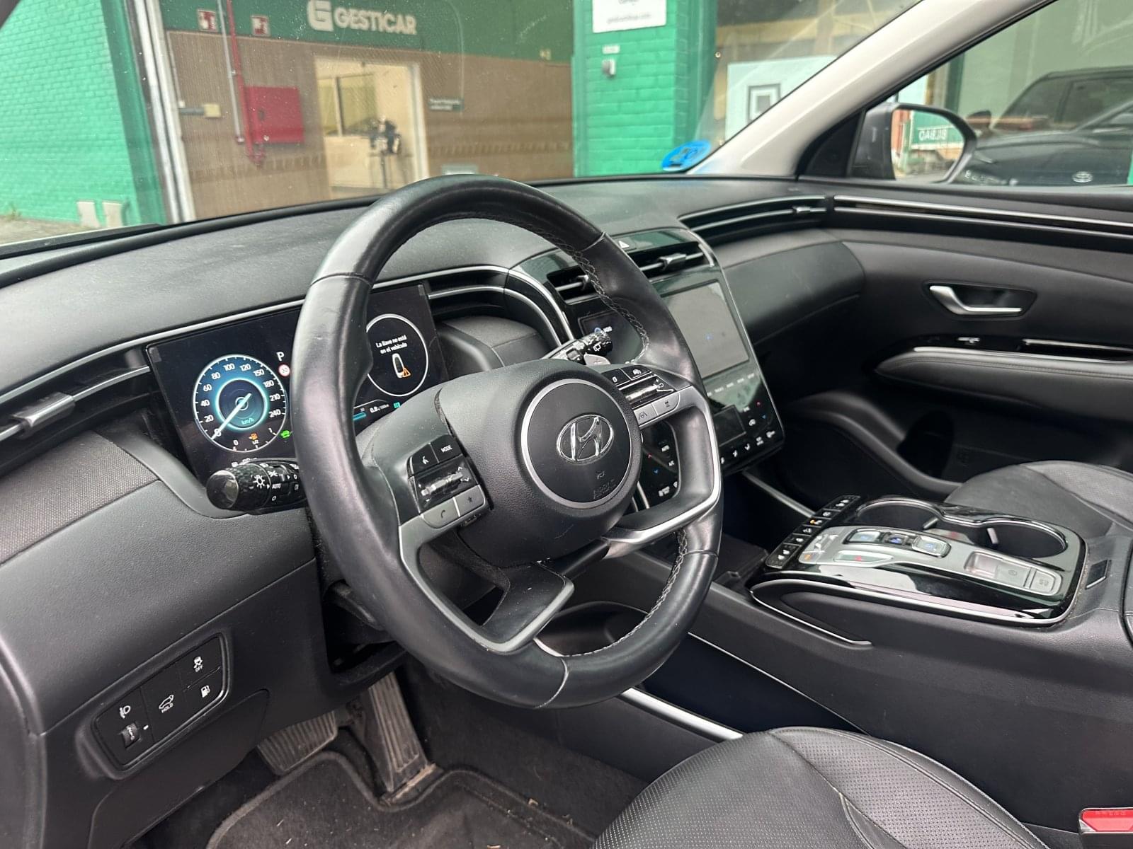 HYUNDAI TUCSON 1.6 TGDI PHEV TECNO SKY AUTO 4X4 12 