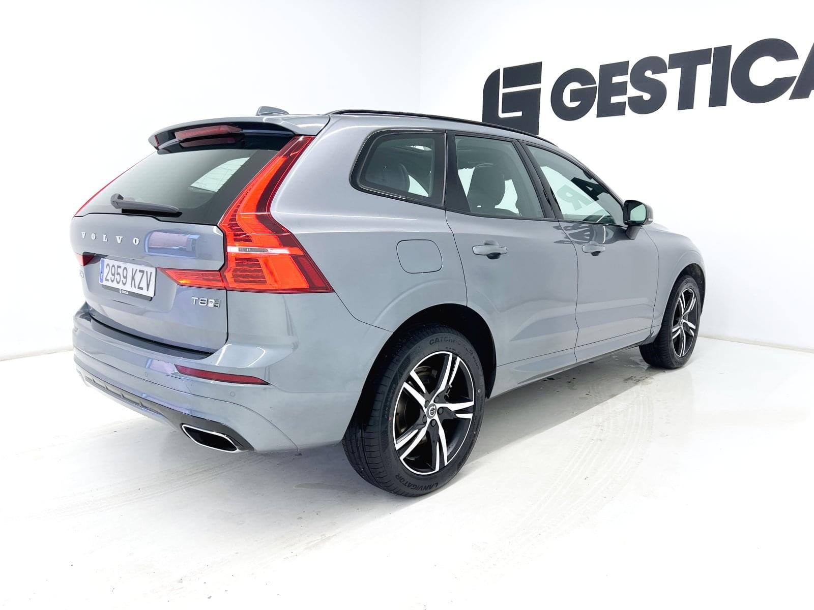 VOLVO XC60 2.0 T8 AWD R-Design 390CV 20 