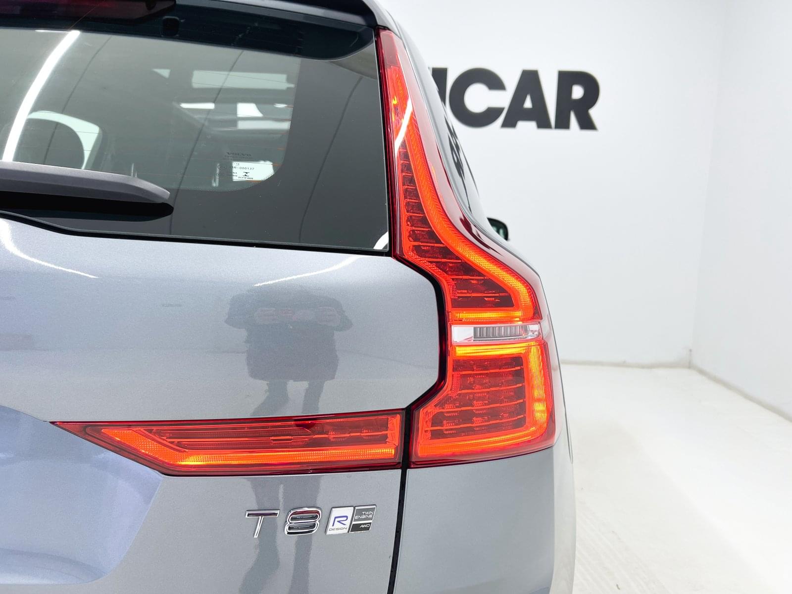 VOLVO XC60 2.0 T8 AWD R-Design 390CV 19 