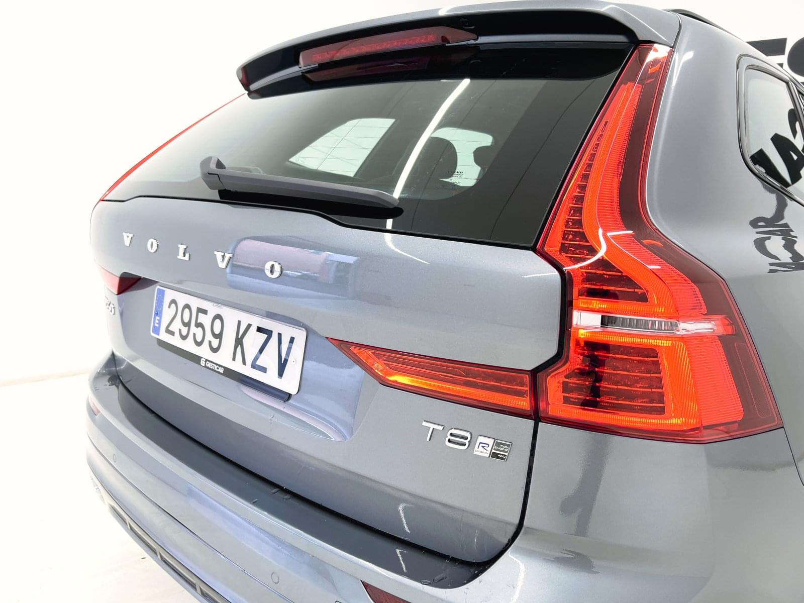 VOLVO XC60 2.0 T8 AWD R-Design 390CV 18 