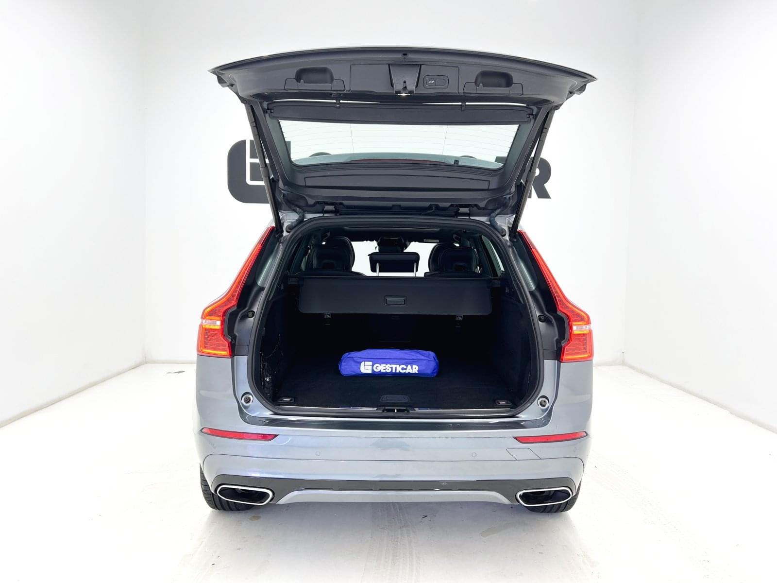 VOLVO XC60 2.0 T8 AWD R-Design 390CV 14 