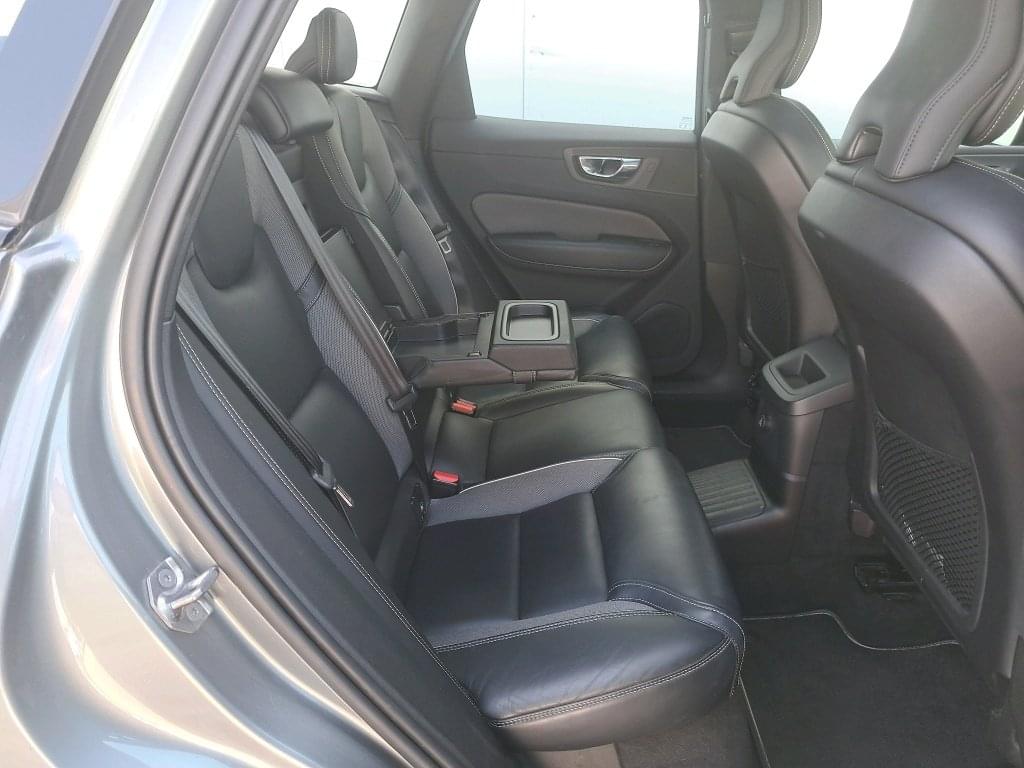 VOLVO XC60 2.0 T8 AWD R-Design 390CV 14 
