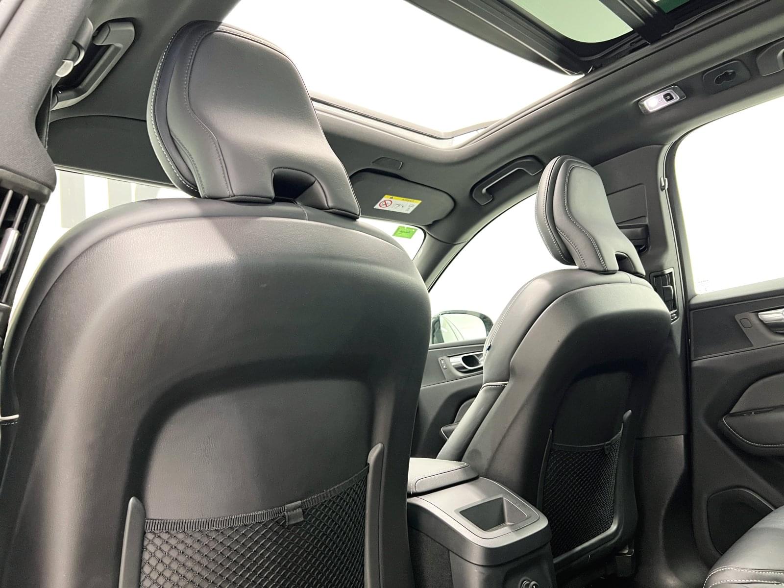 VOLVO XC60 2.0 T8 AWD R-Design 390CV 42 